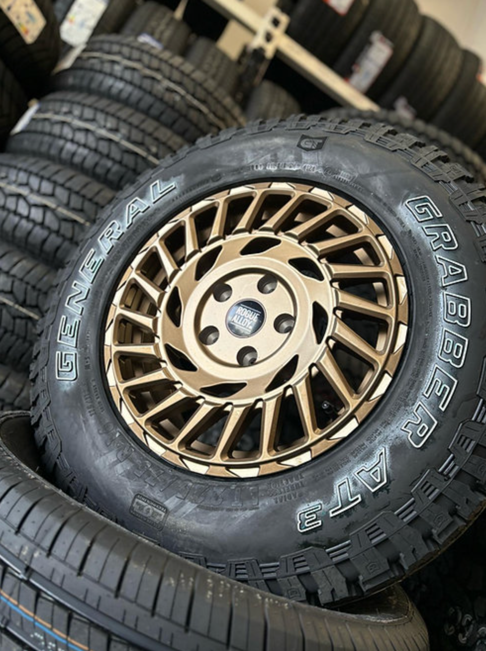rogue-alloys-lc1-satin-bronze-play-swamper-overland-play-dirty2.png