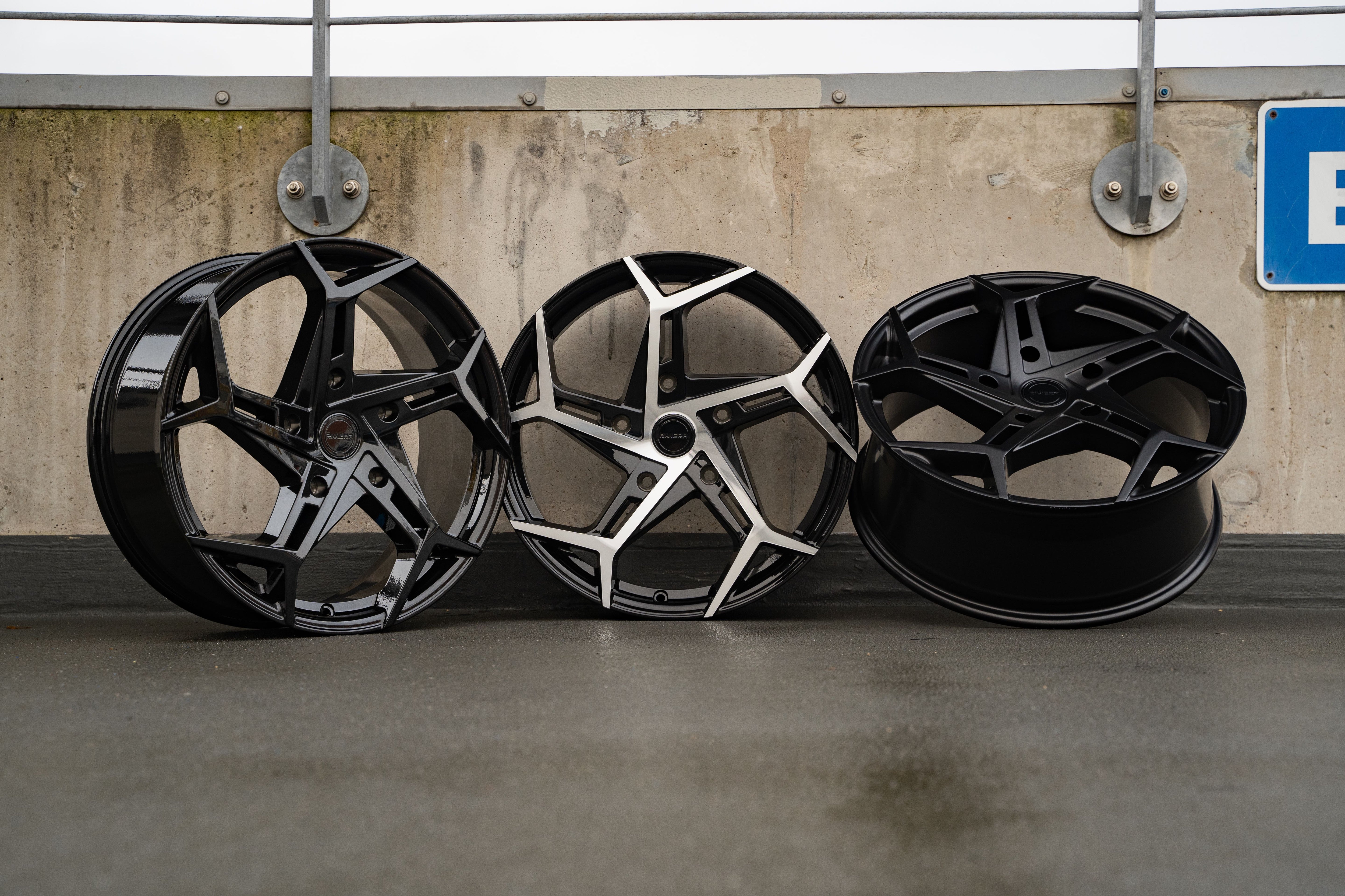 riviera-rtv-play-dirty-alloy-wheels-1.jpg