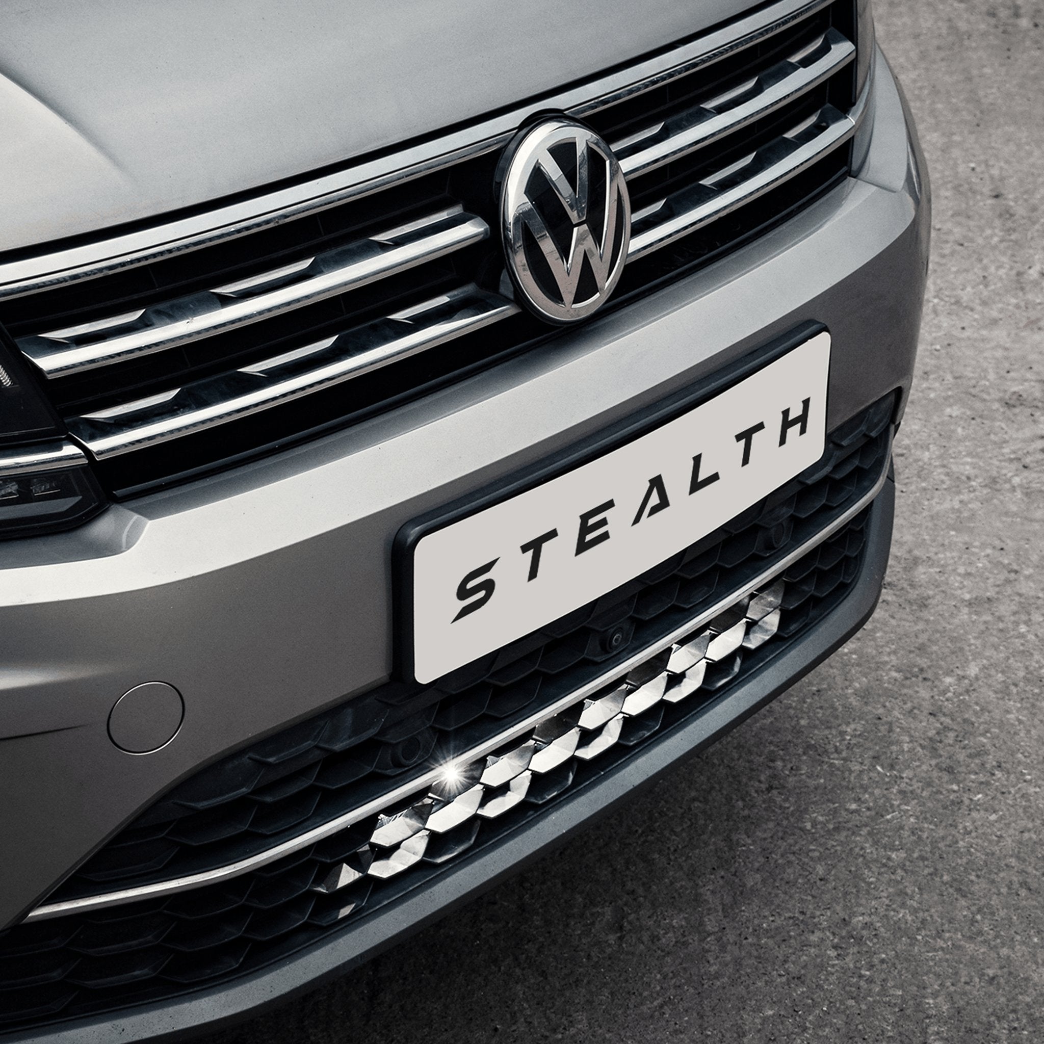 Stealth VW Volkswagen Tiguan 2016+ 21″ Luminous LED Integration Grille Kit – 16,800 Lumens