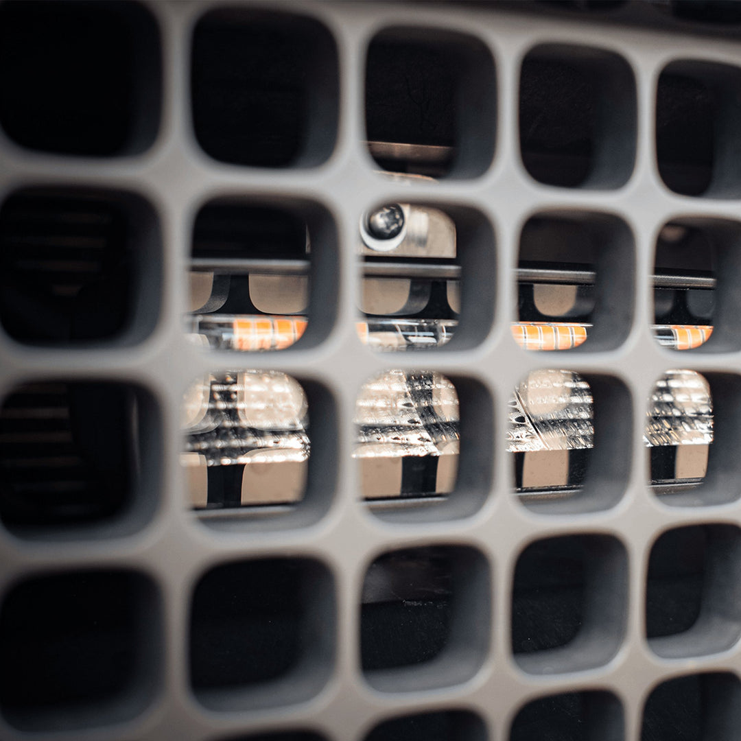 Stealth Land Rover Defender L663 2020+ Twin 6″ Luminous LED Integration Grille Kit – 5,760 Lumens