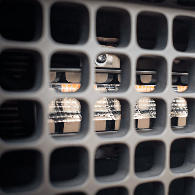 Stealth Land Rover Defender L663 2020+ Twin 6″ Luminous LED Integration Grille Kit – 5,760 Lumens