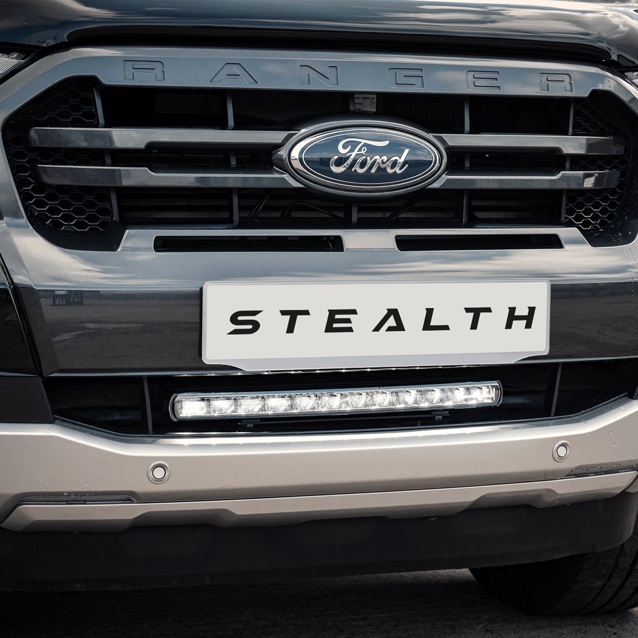 Stealth Ford Ranger T8 2018-2022 20″ Luminous LED Integration Grille Kit – 8,400 Lumens
