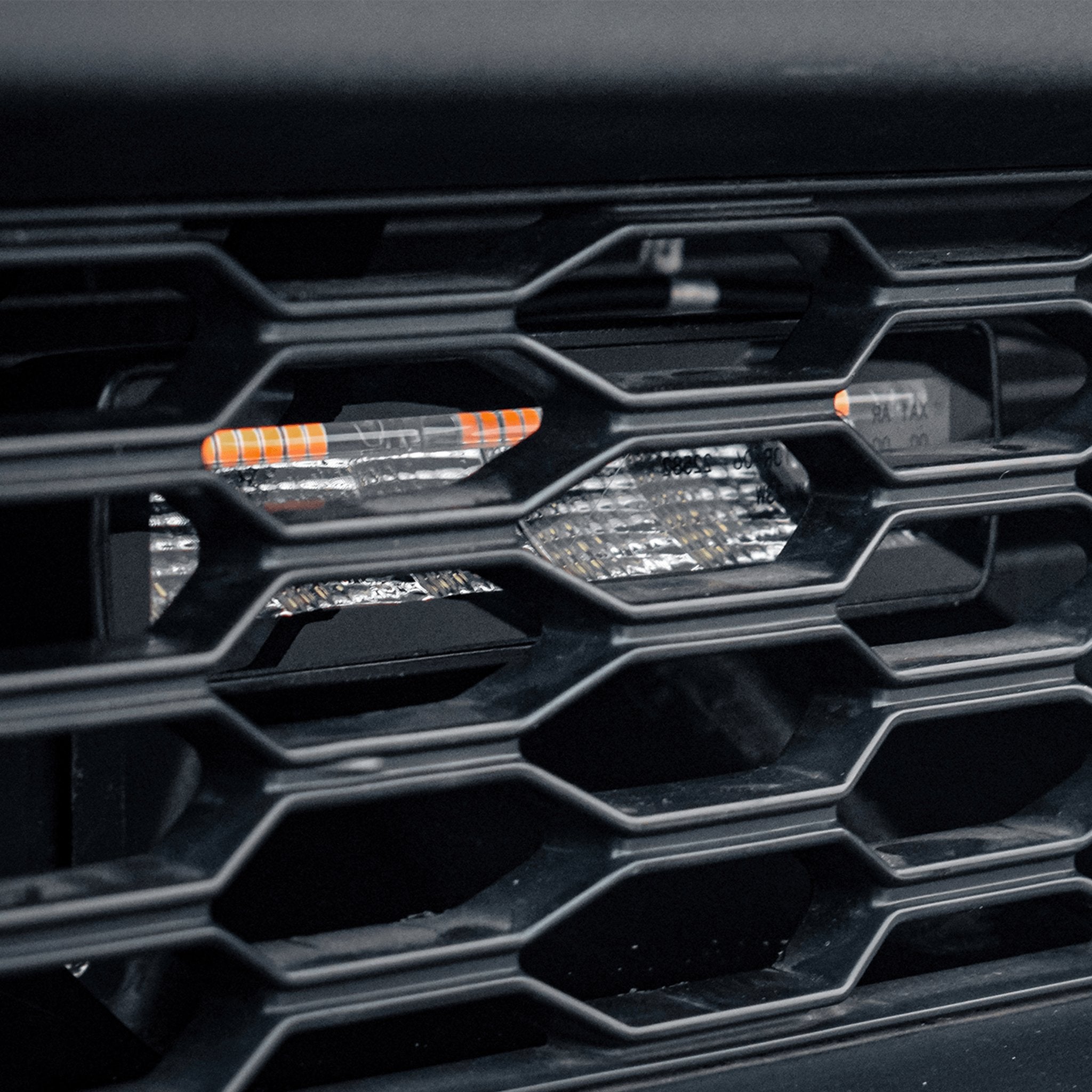 Stealth Suzuki Jimny 2018+ Twin 6″ Luminous LED Integration Grille Kit – 5,760 Lumens