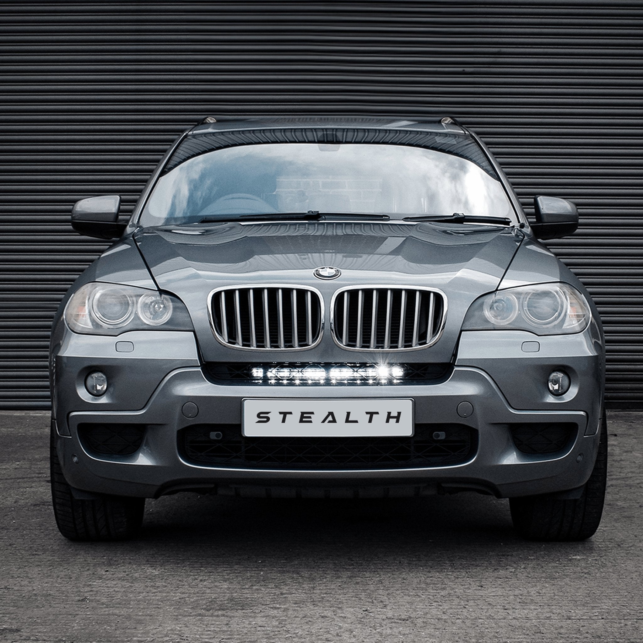 Stealth BMW X5 E70 2007-2013 20″ Luminous LED Integration Grille Kit – 8,400 Lumens