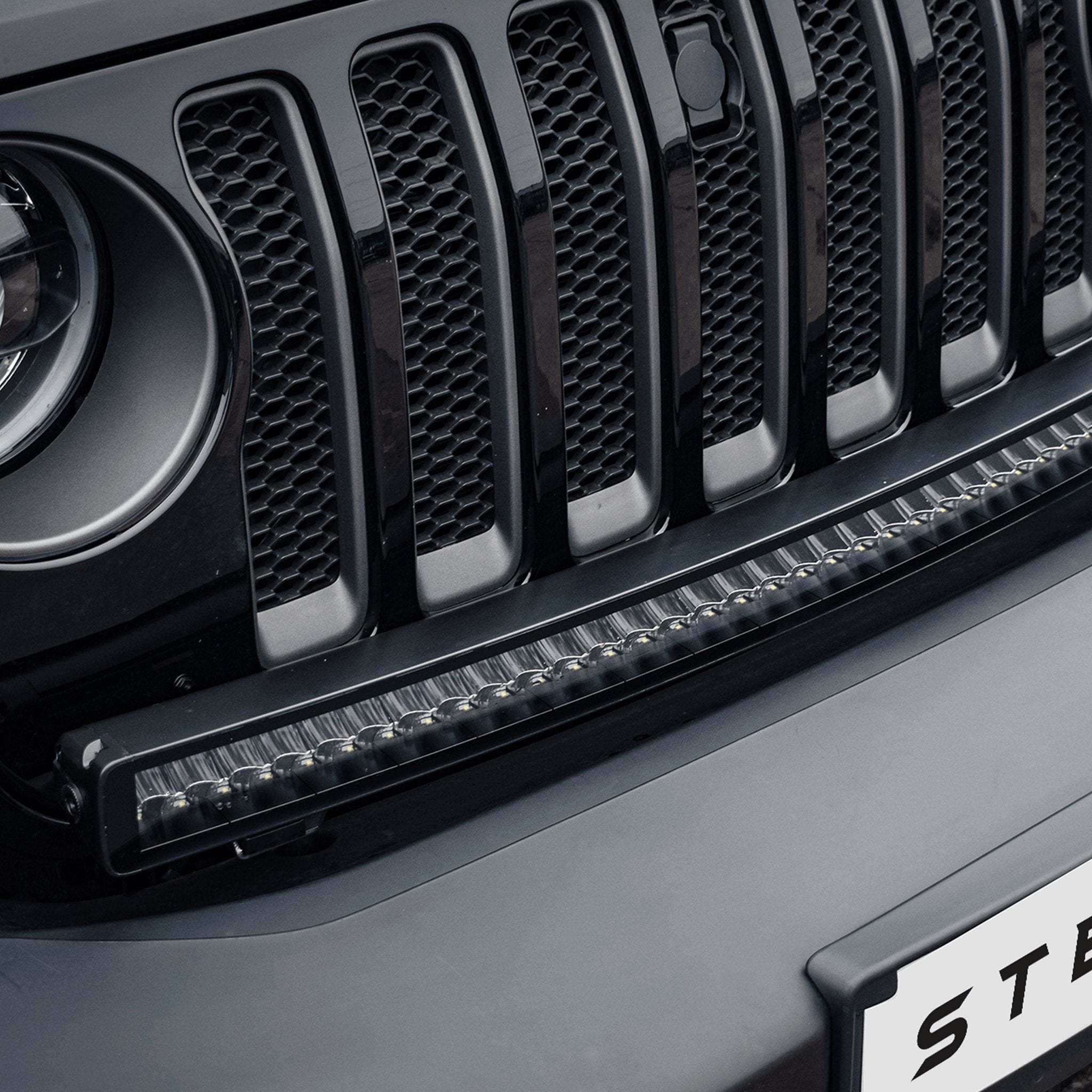 Stealth JEEP Wrangler JL 2019+ 40″ Luminous LED Integration Grille Kit – 33,600 Lumens
