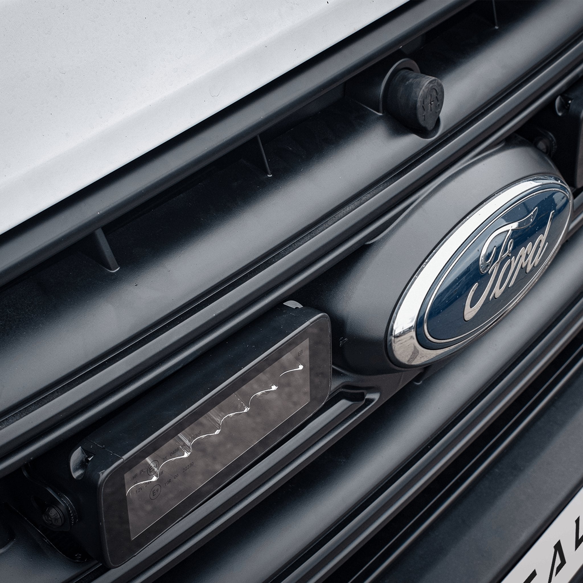 Stealth Ford Transit 2020+ Twin 7″ Luminous LED Integration Grille Kit – 10,080 Lumens