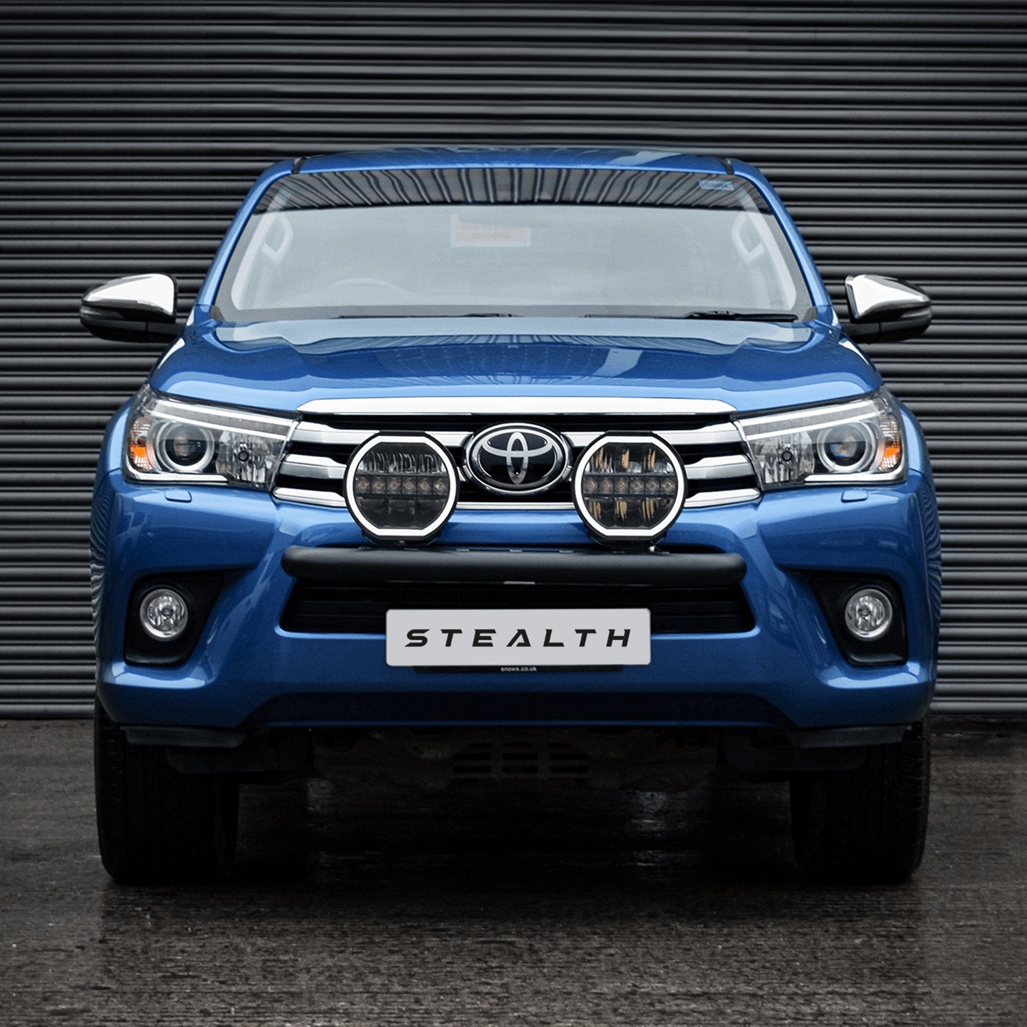 Stealth Toyota Hilux MK8 2015-2020 Twin 9″ Luminous LED Spot Light Kit – 15,874 Lumens