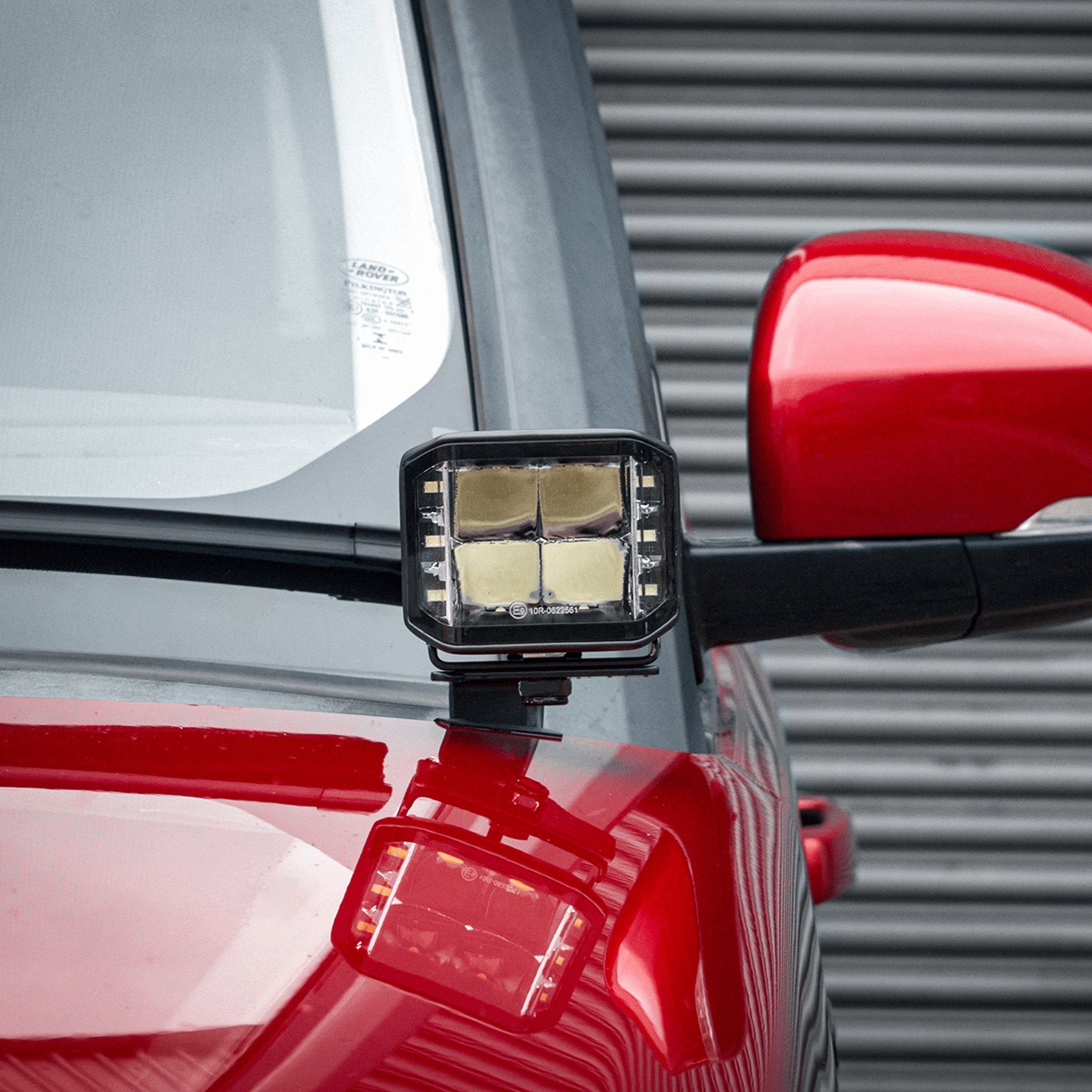 Stealth Land Rover Discovery 4 | 4.5 2010-2016 Twin 4″ Dark Force LED Bonnet Kit – 16,800 Lumens