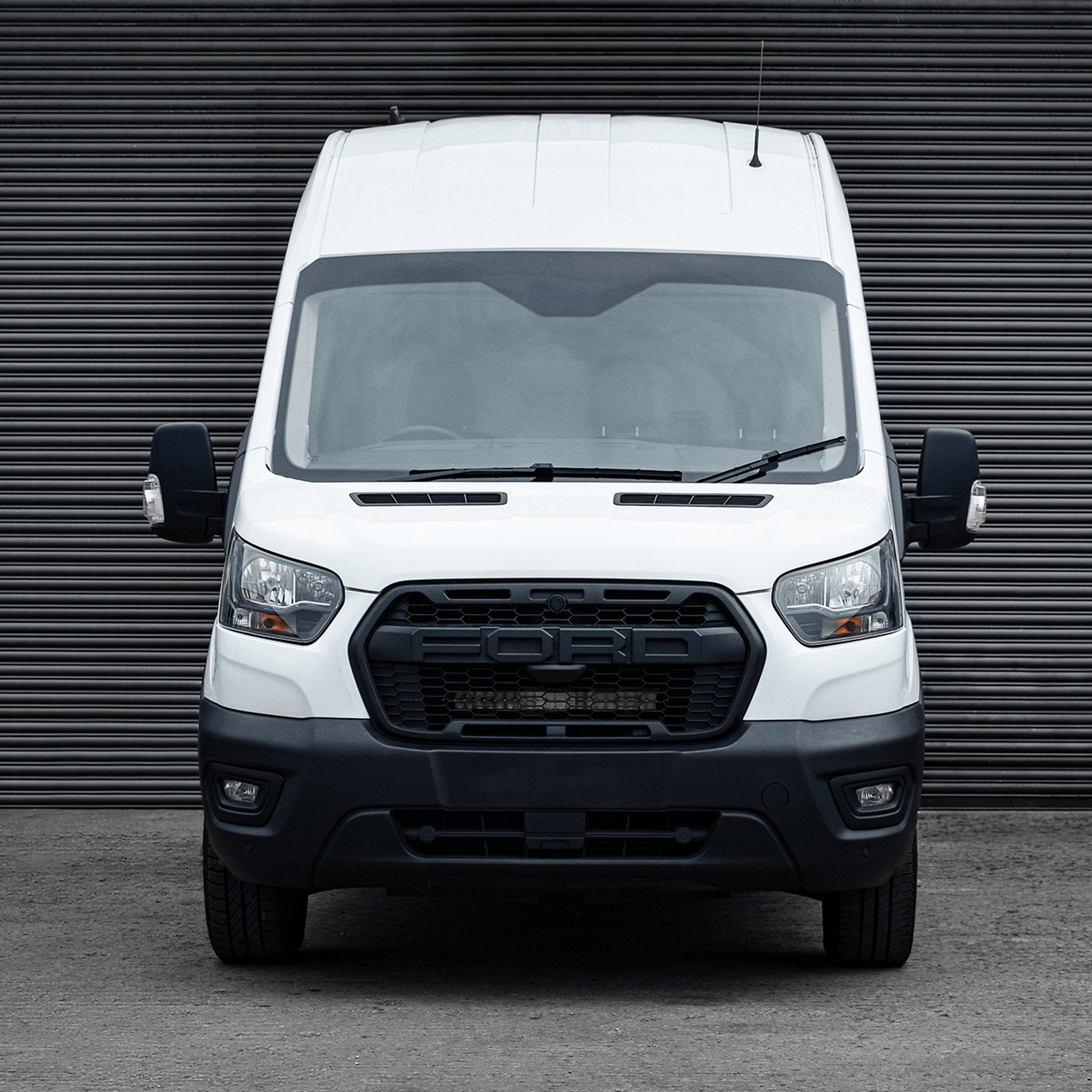 Stealth Ford Transit Trailsport 2020+ 21″ Luminous LED Integration Grille Kit – 16,800 Lumens