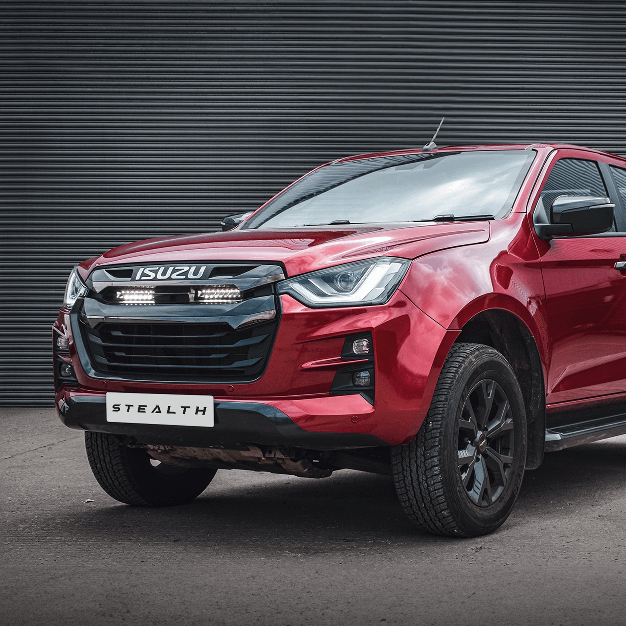 Stealth Isuzu D-Max 2023+ Twin 10″ Luminous LED Integration Grille Kit – 7,560 Lumens