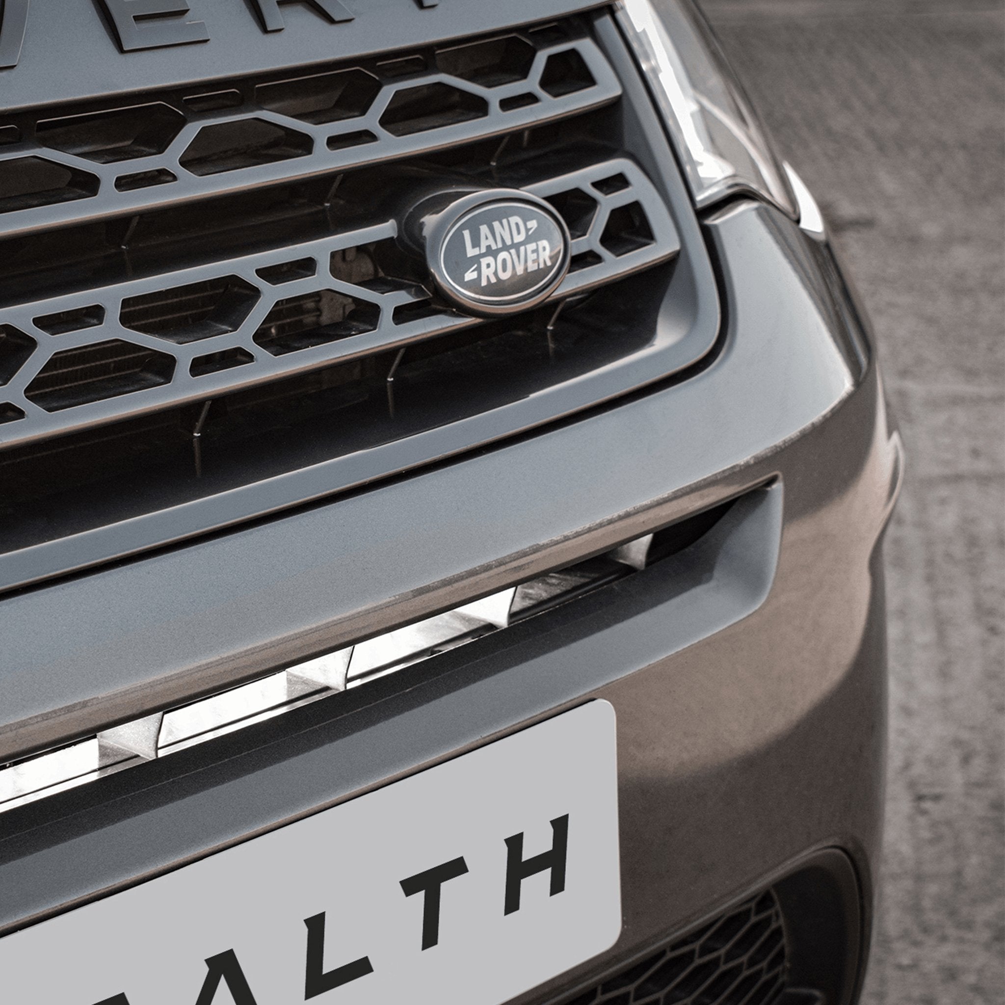 Stealth Land Rover Discovery Sport 2014-2019 27″ Luminous LED Integration Grille Kit – 24,000 Lumens