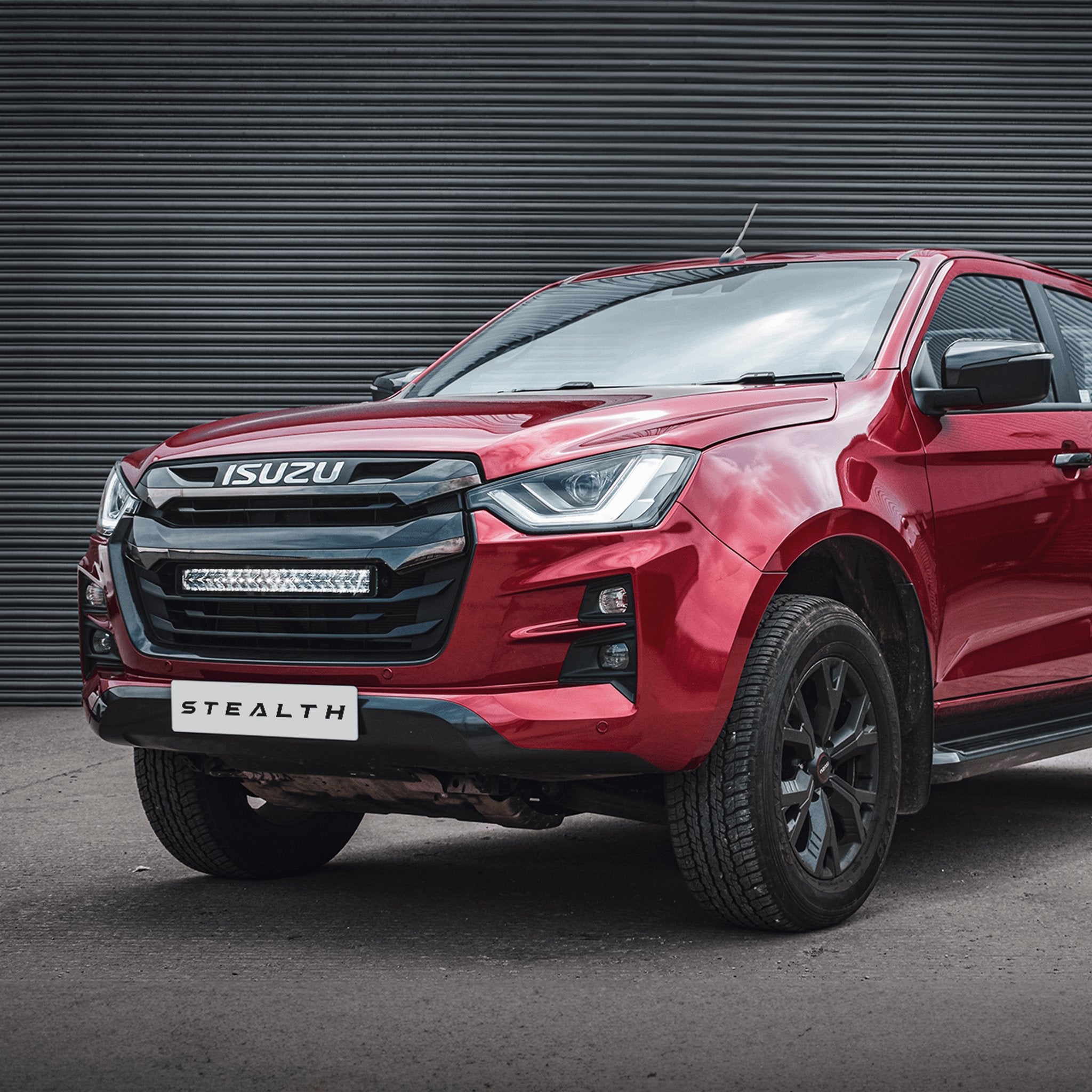 Stealth Isuzu D-Max 2023+ 21″ Luminous LED Integration Grille Kit – 16,800 Lumens