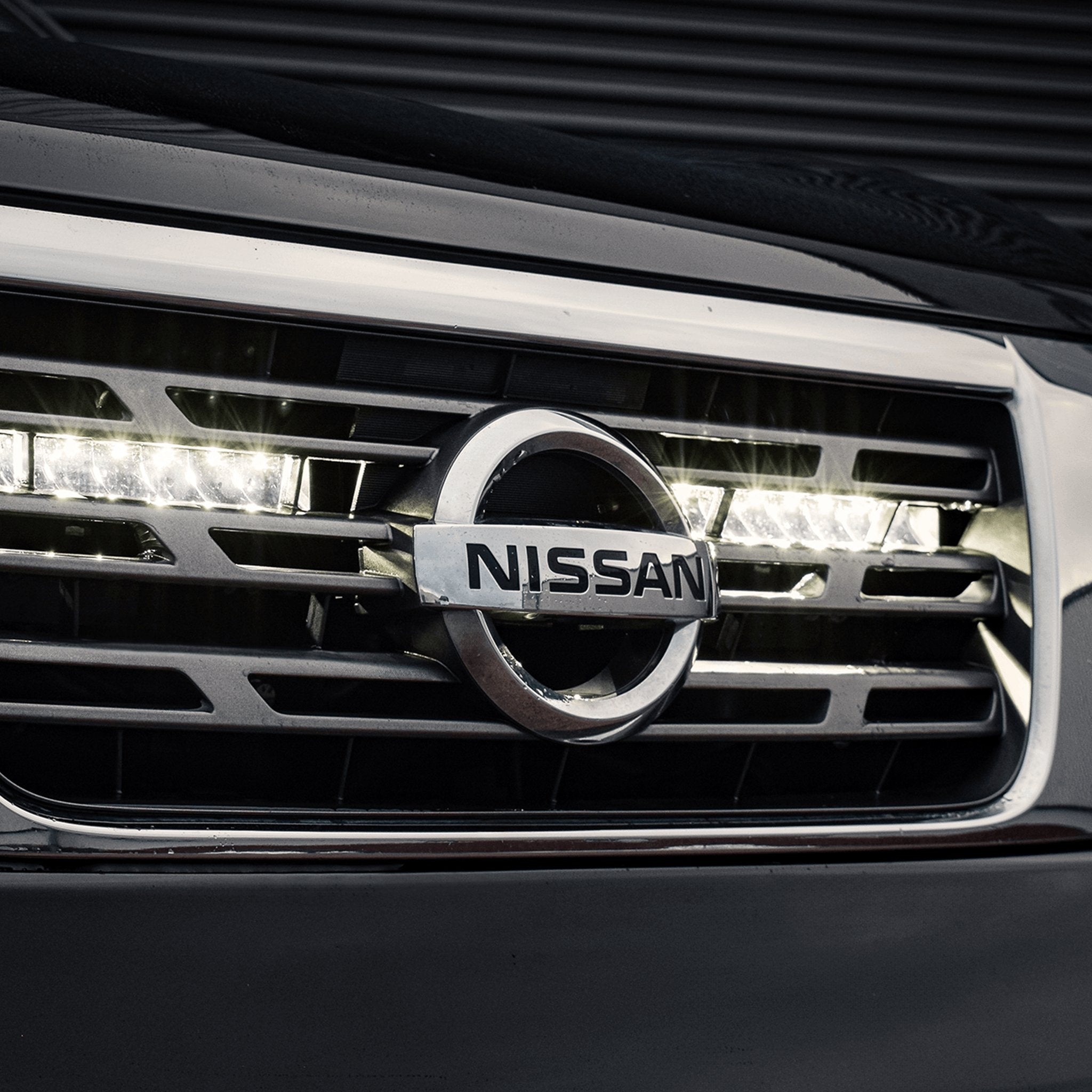 Stealth Nissan Navara D23 2015-2021 Twin 10″ Luminous LED Integration Grille Kit – 7,560 Lumens