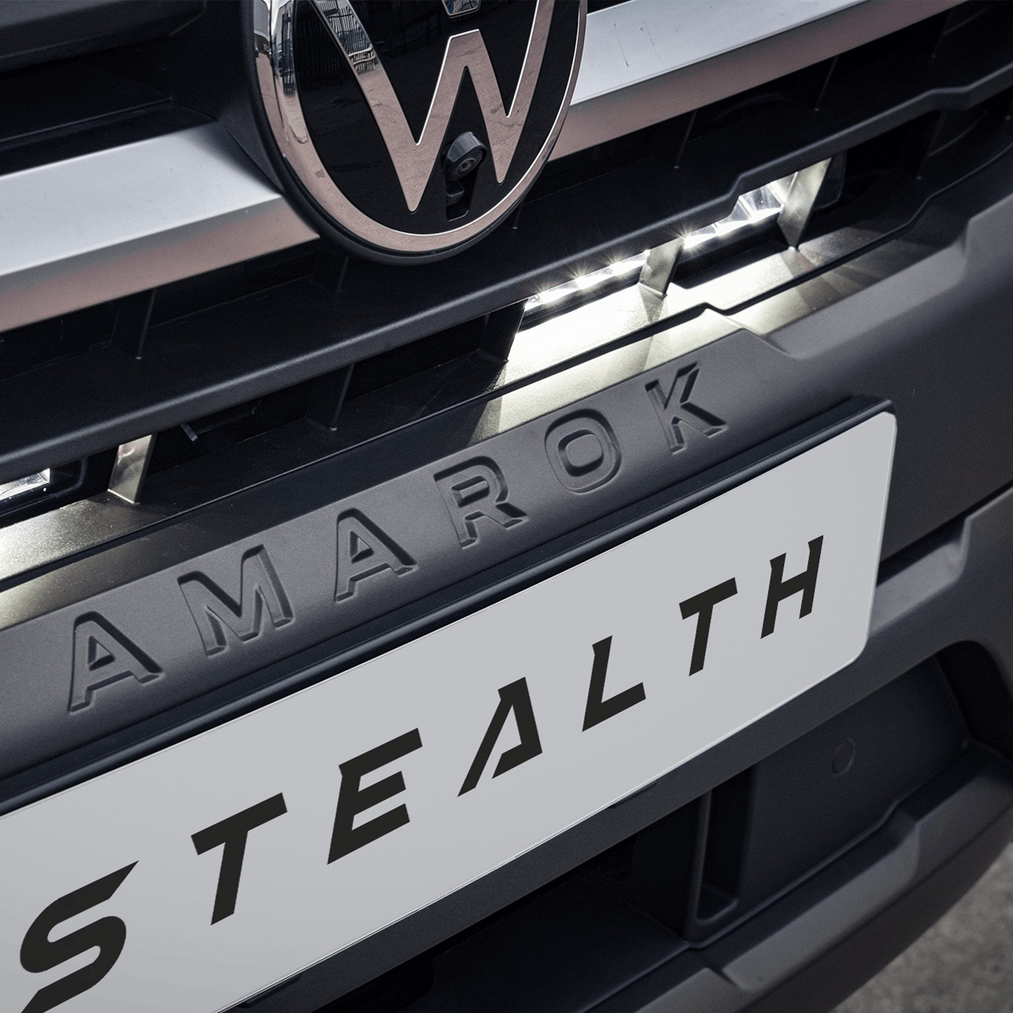 Stealth VW Volkswagen Amarok 2023+ Twin 10″ Luminous LED Integration Grille Kit – 7,560 Lumens