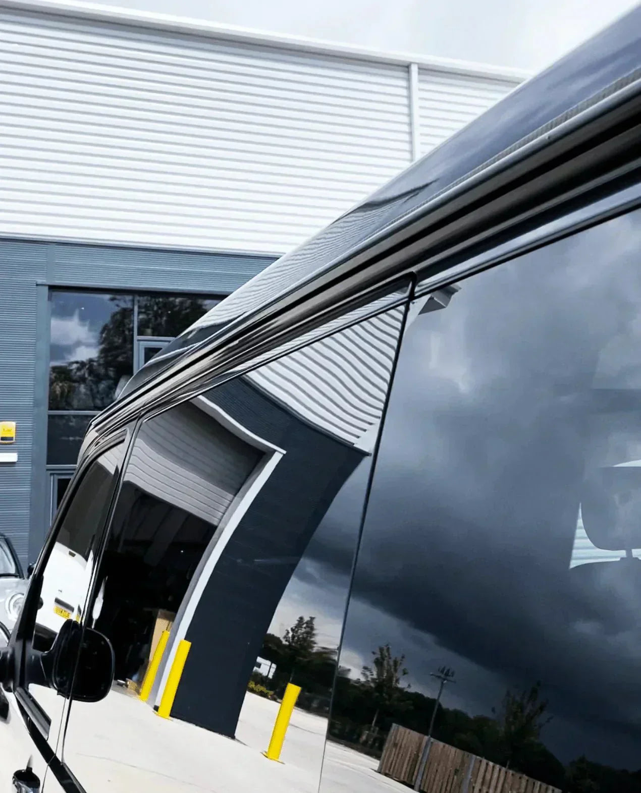 Vamoose Awning Rail on Transporter