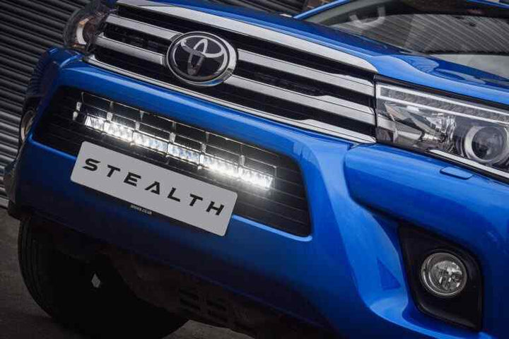 Stealth Toyota Hilux MK8 2015-2020 27″ Luminous LED Integration Grille Kit – 24,000 Lumens