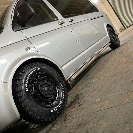rogue-alloys-cc1-satin-black-play-swamper-overland-play-dirty4.png