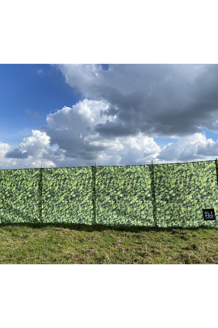 Laurel Hedge 5 Pole Windbreak (Wooden poles)