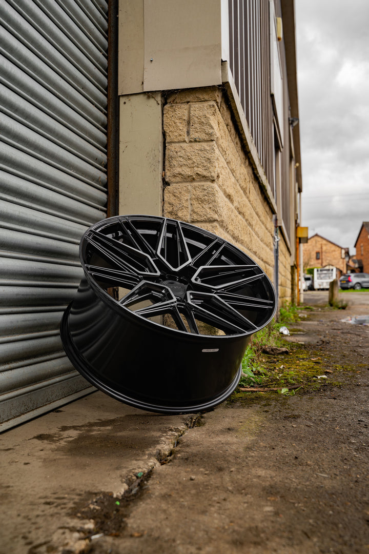 riviera-rf10-play-dirty-alloy-wheels-2.jpg