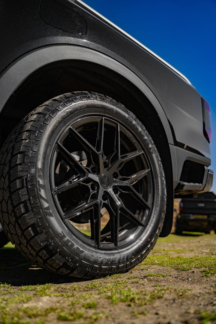 riviera-rf16-play-dirty-alloy-wheels-9.jpg