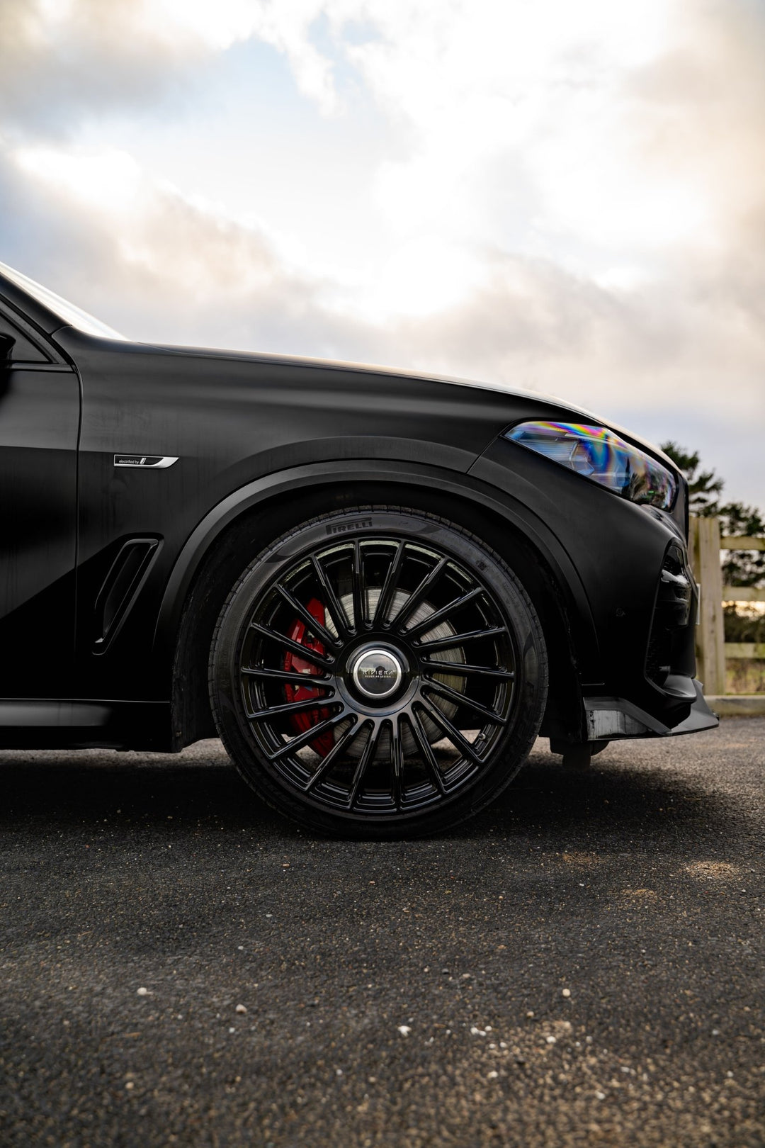 RIVIERA RF8 - GLOSS BLACK Automotive Rims & Wheels Play Dirty   