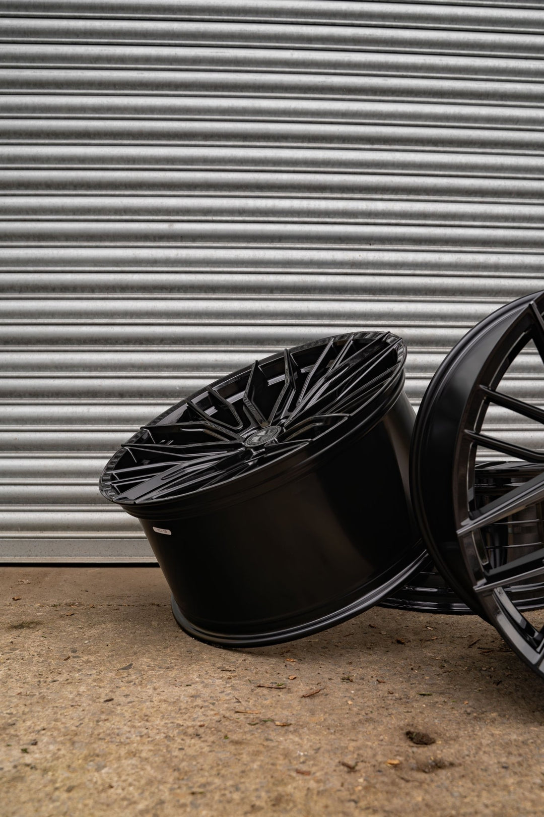 RIVIERA RF9 - BLACK POLISHED DARK TINT Automotive Rims & Wheels Play Dirty   