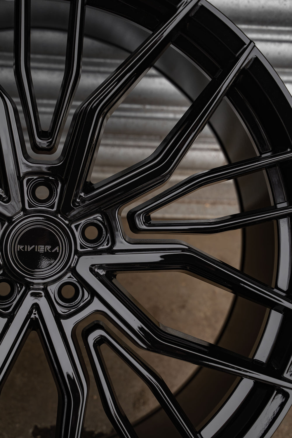 riviera-rf9-play-dirty-alloy-wheels-4.jpg