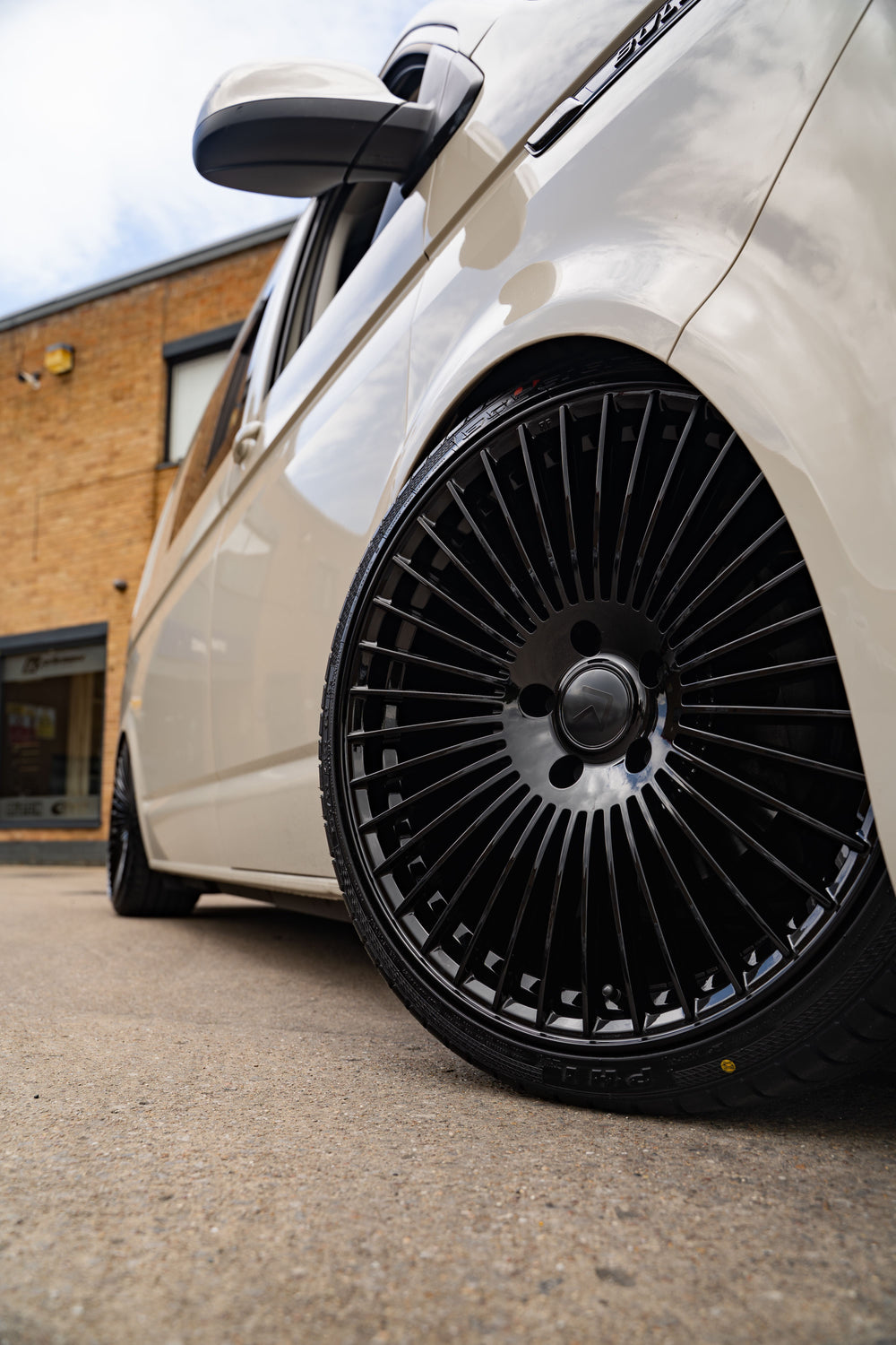riviera-rv1-play-dirty-alloy-wheels-7.jpg