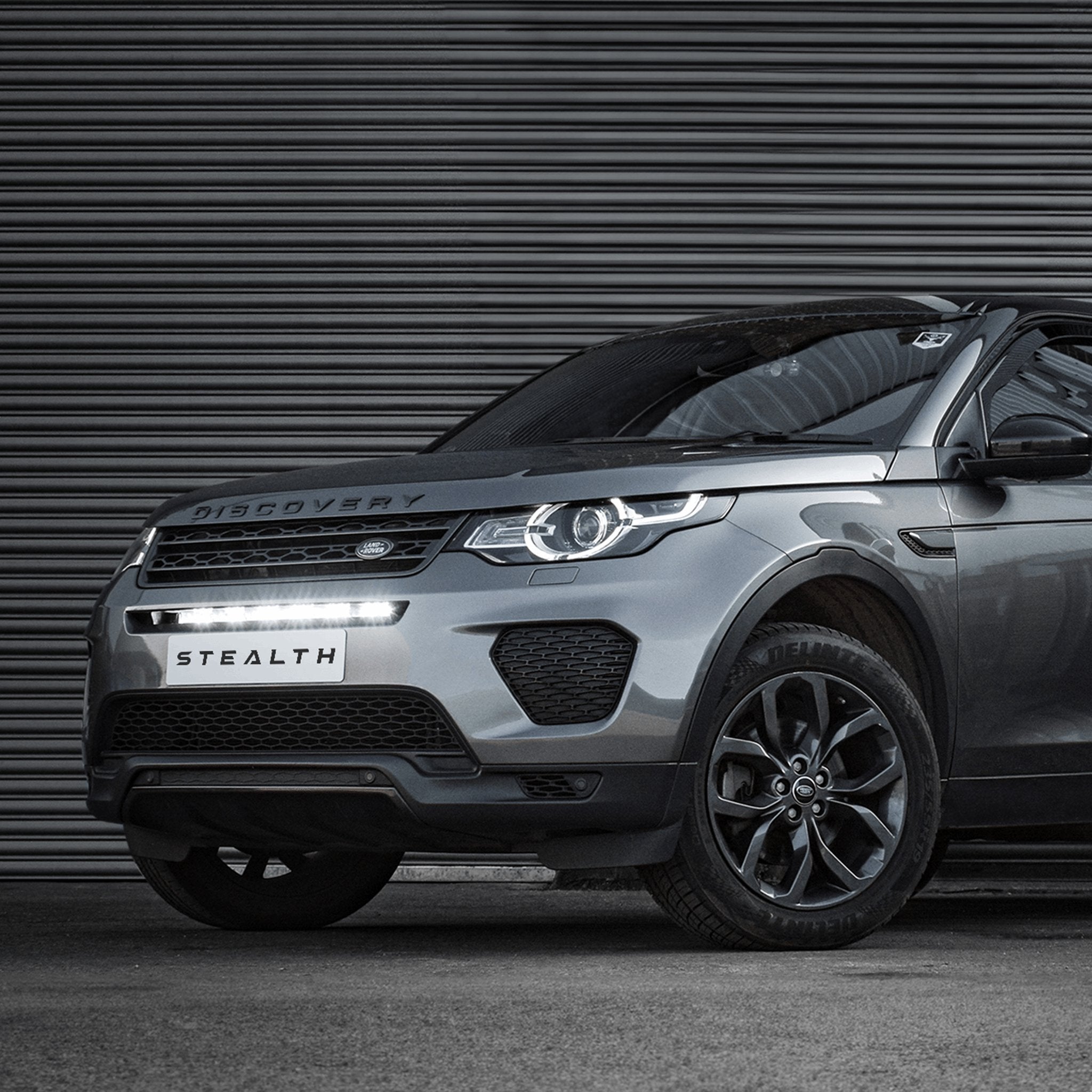 Stealth Land Rover Discovery Sport 2014-2019 27″ Luminous LED Integration Grille Kit – 24,000 Lumens