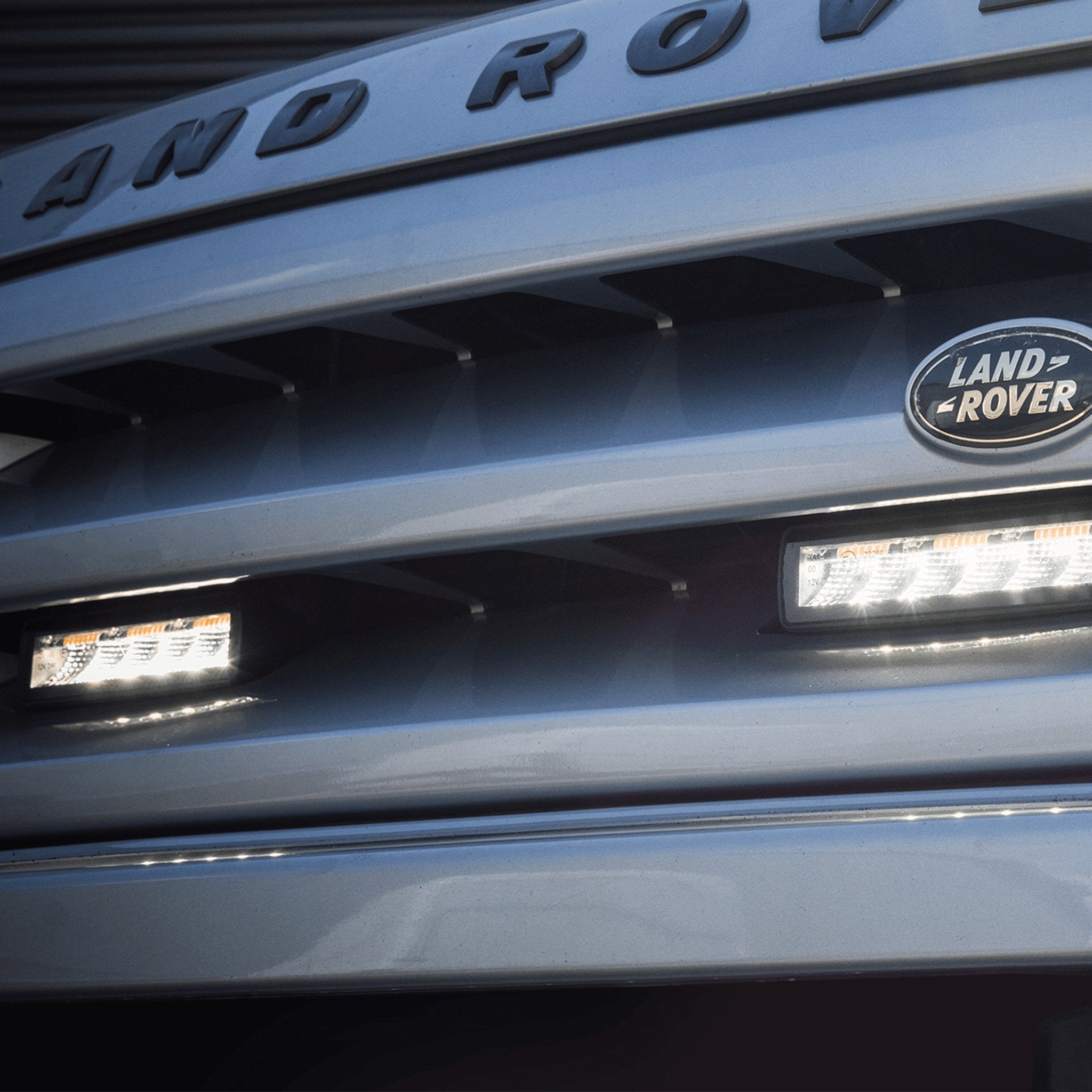 Stealth Land Rover Discovery 3 2004-2009 Twin 6″ Luminous LED Integration Grille Kit – 5,760 Lumens