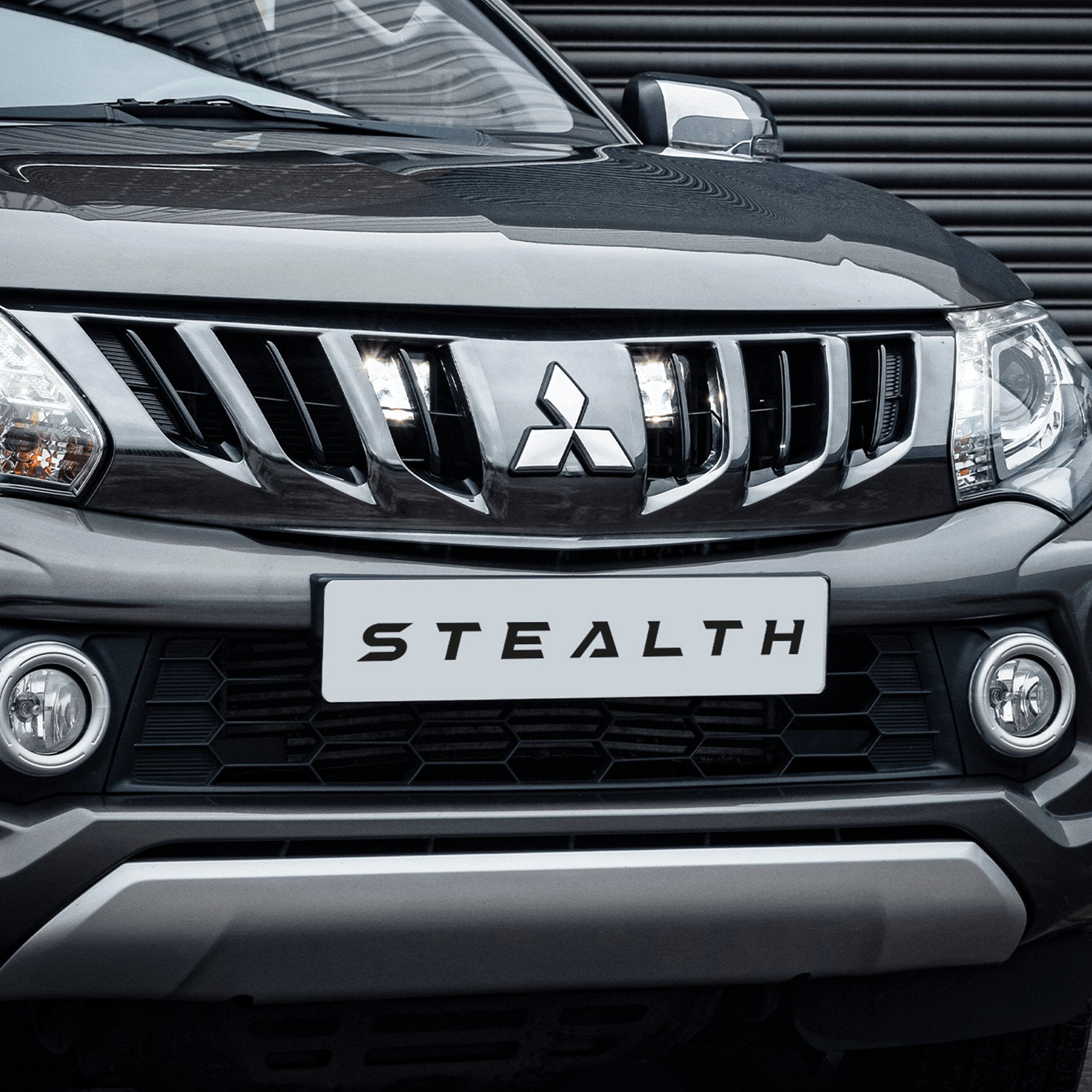 Stealth Mitsubishi L200 2015-2019 Twin 3″ Luminous LED Integration Grille Kit – 9,600 Lumens