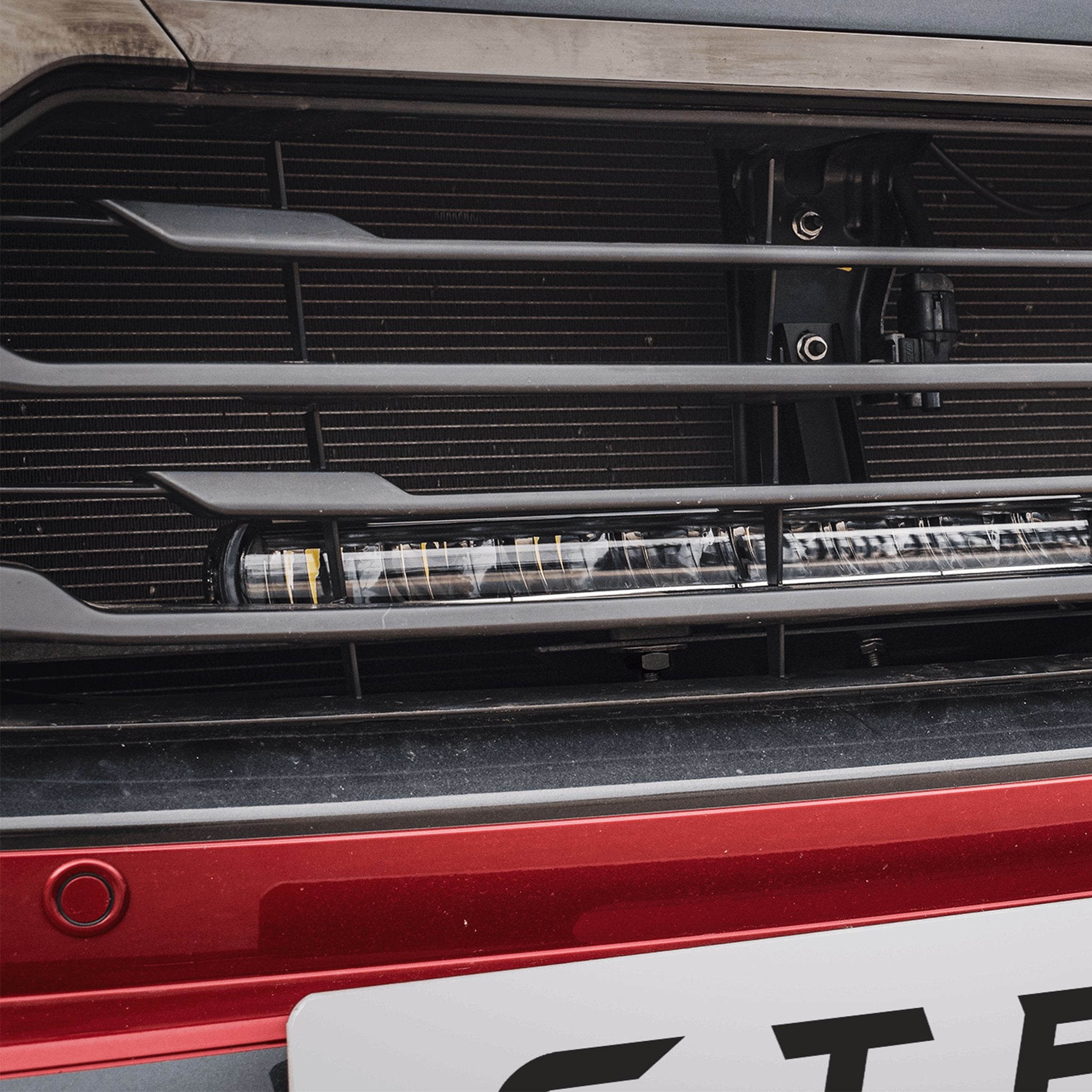Stealth Isuzu D-Max 2023+ 20″ Luminous LED Integration Grille Kit – 8,400 Lumens
