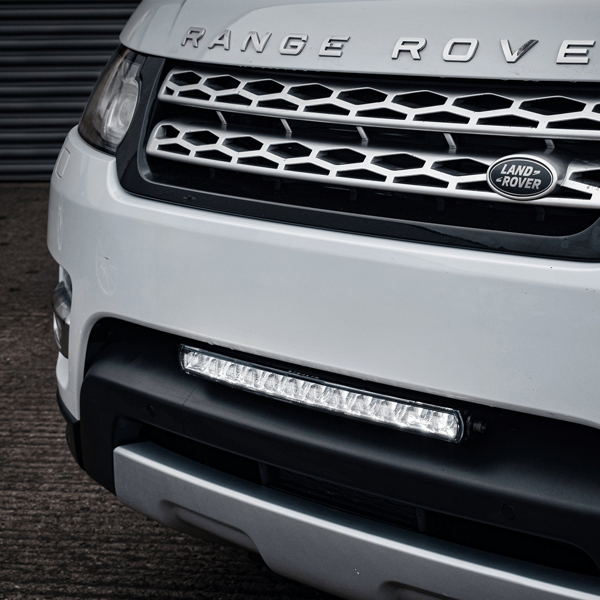 Stealth Range Rover Sport L494 20″ Luminous LED Integration Grille Kit – 8,400 Lumens