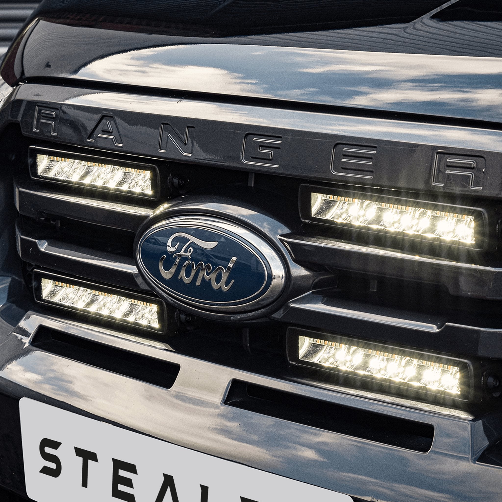 Stealth Ford Ranger T8 2018-2022 Quad 10″ Luminous LED Integration Grille Kit – 15,120 Lumens