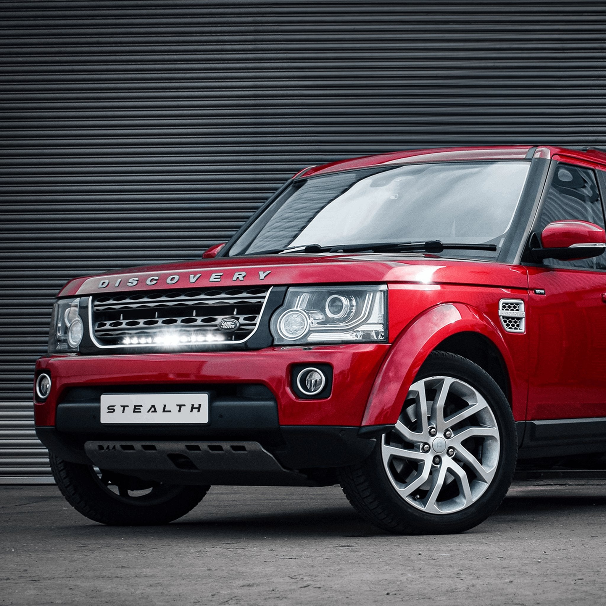 Stealth Land Rover Discovery 4.5 2013-2016 20″ Luminous LED Integration Grille Kit – 8,400 Lumens