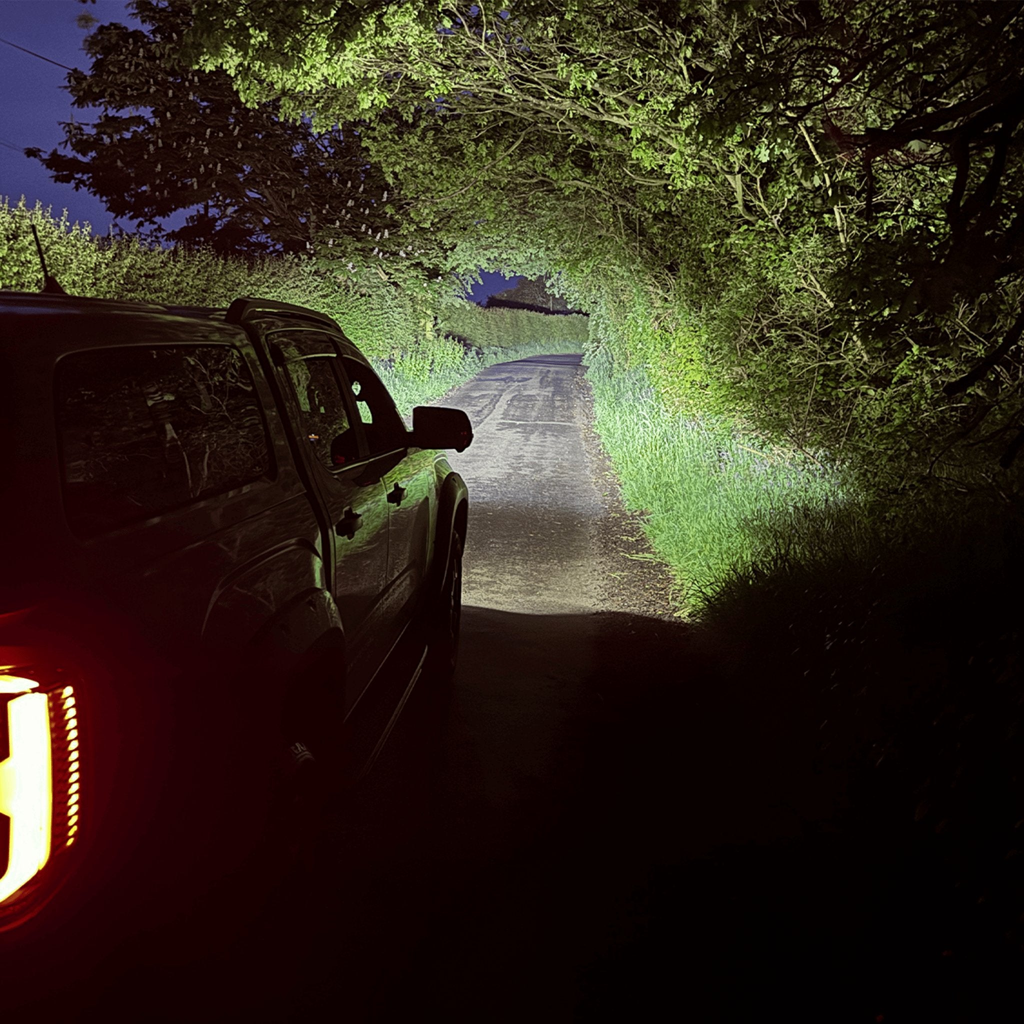 Stealth VW Volkswagen Amarok 2023+ 21″ Luminous LED Integration Grille Kit – 16,800 Lumens