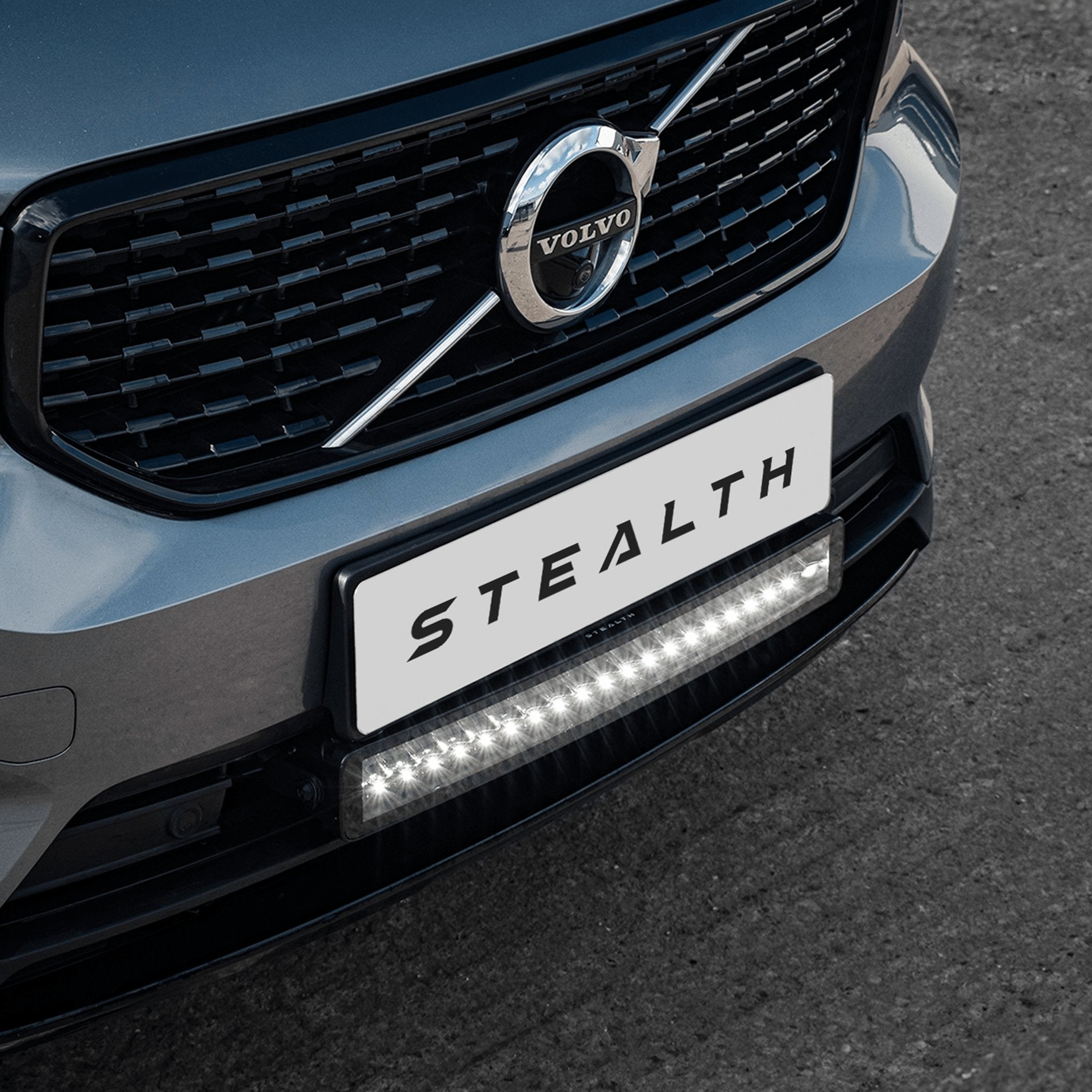 Stealth Volvo XC40 2018+ 21″ Luminous LED Integration Grille Kit – 16,800 Lumens