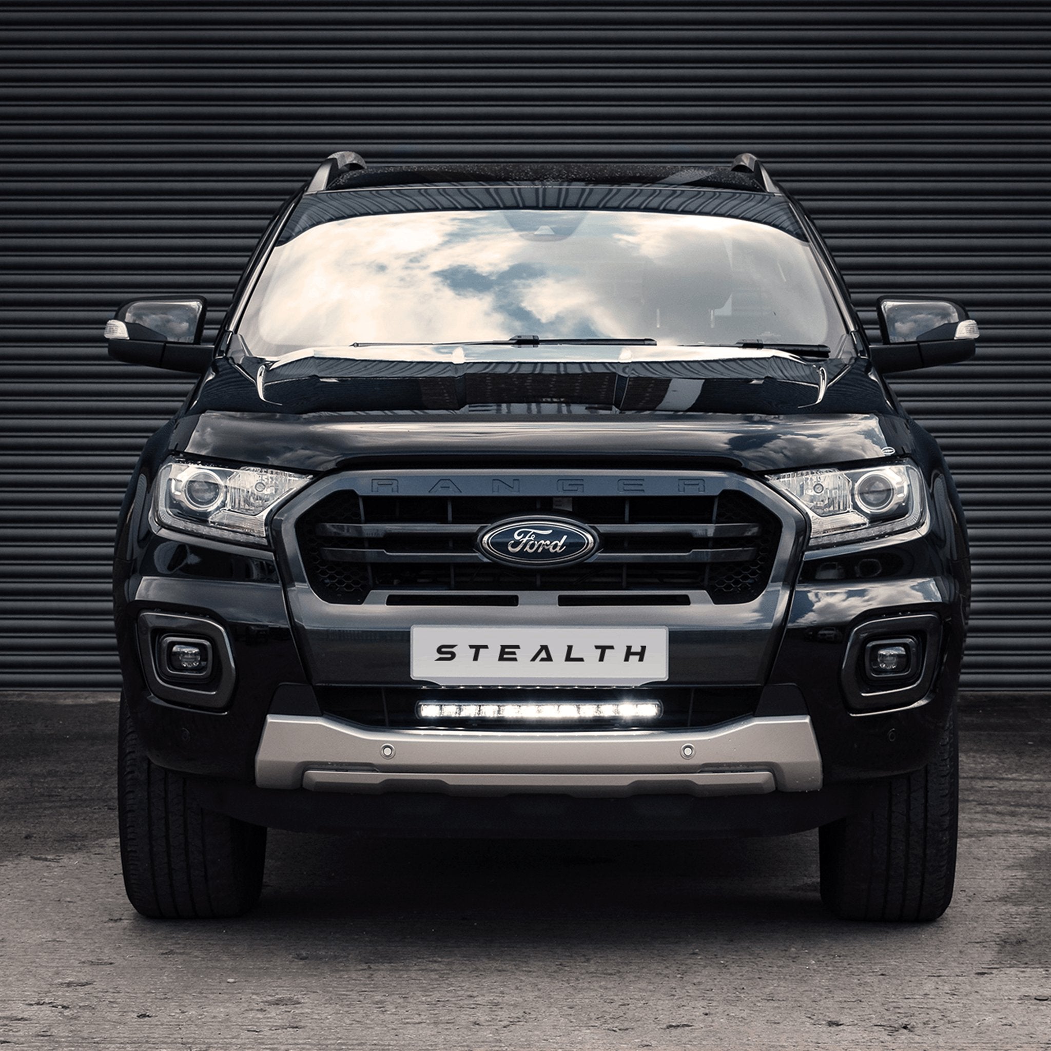 Stealth Ford Ranger T8 2018-2022 20″ Luminous LED Integration Grille Kit – 8,400 Lumens