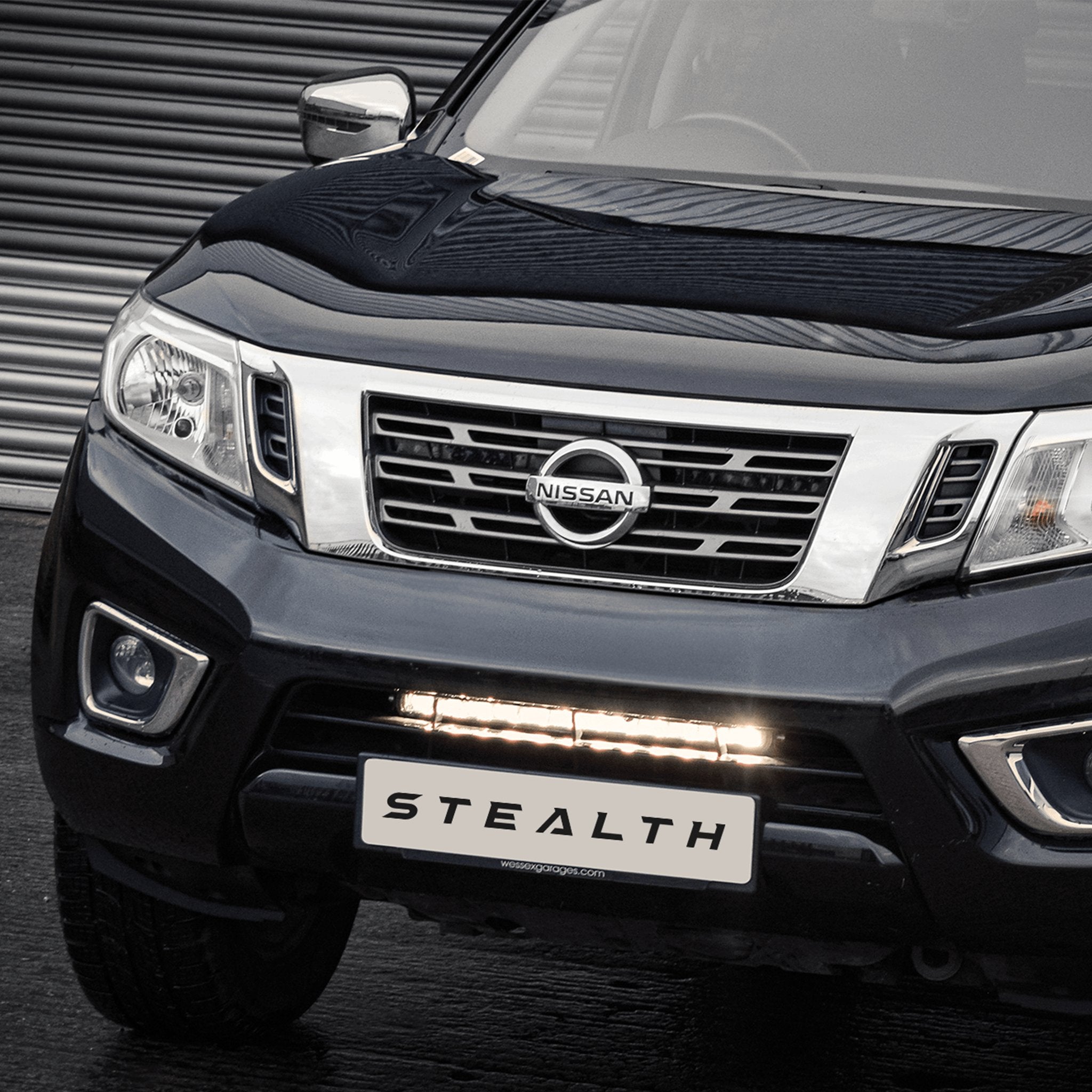 Stealth Nissan Navara D23 2015-2021 20″ Luminous LED Integration Grille Kit – 8,400 Lumens