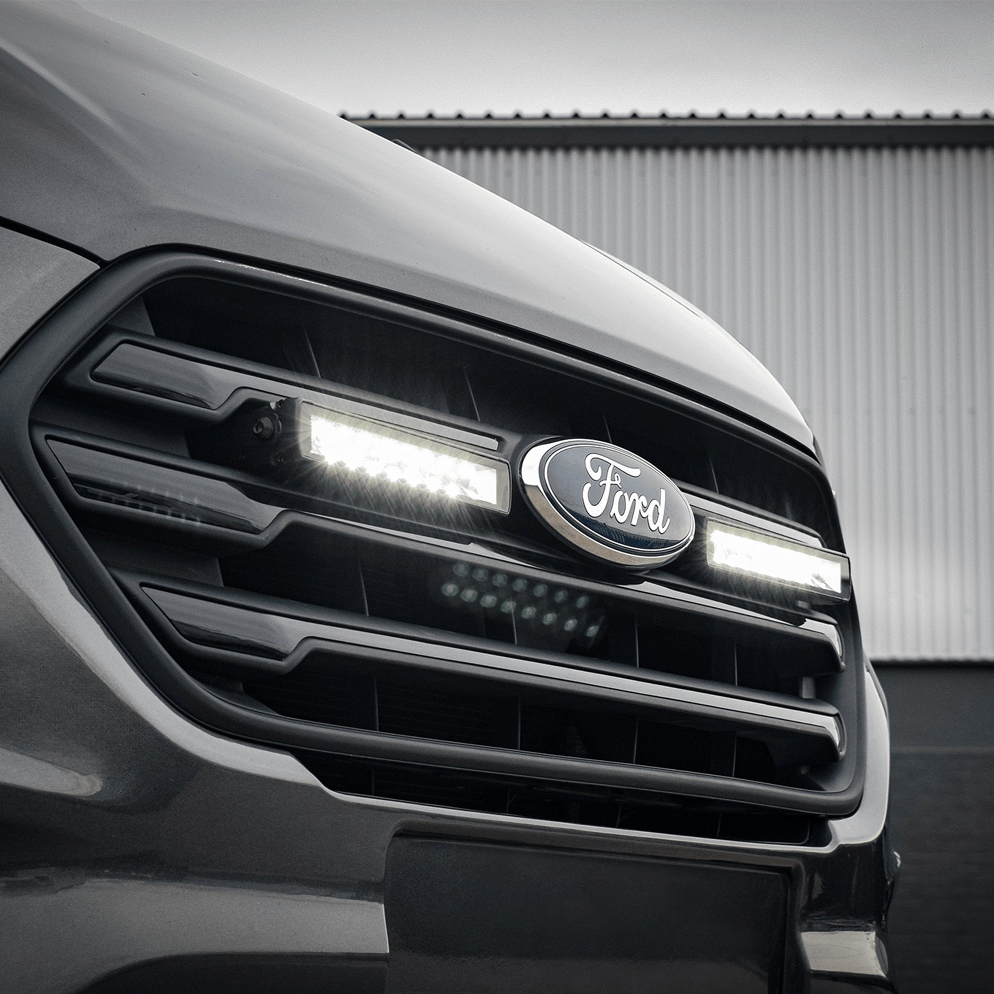 Stealth Ford Transit MSRT 2018-2022 20″ Luminous LED Integration Grille Kit – 8,400 Lumens