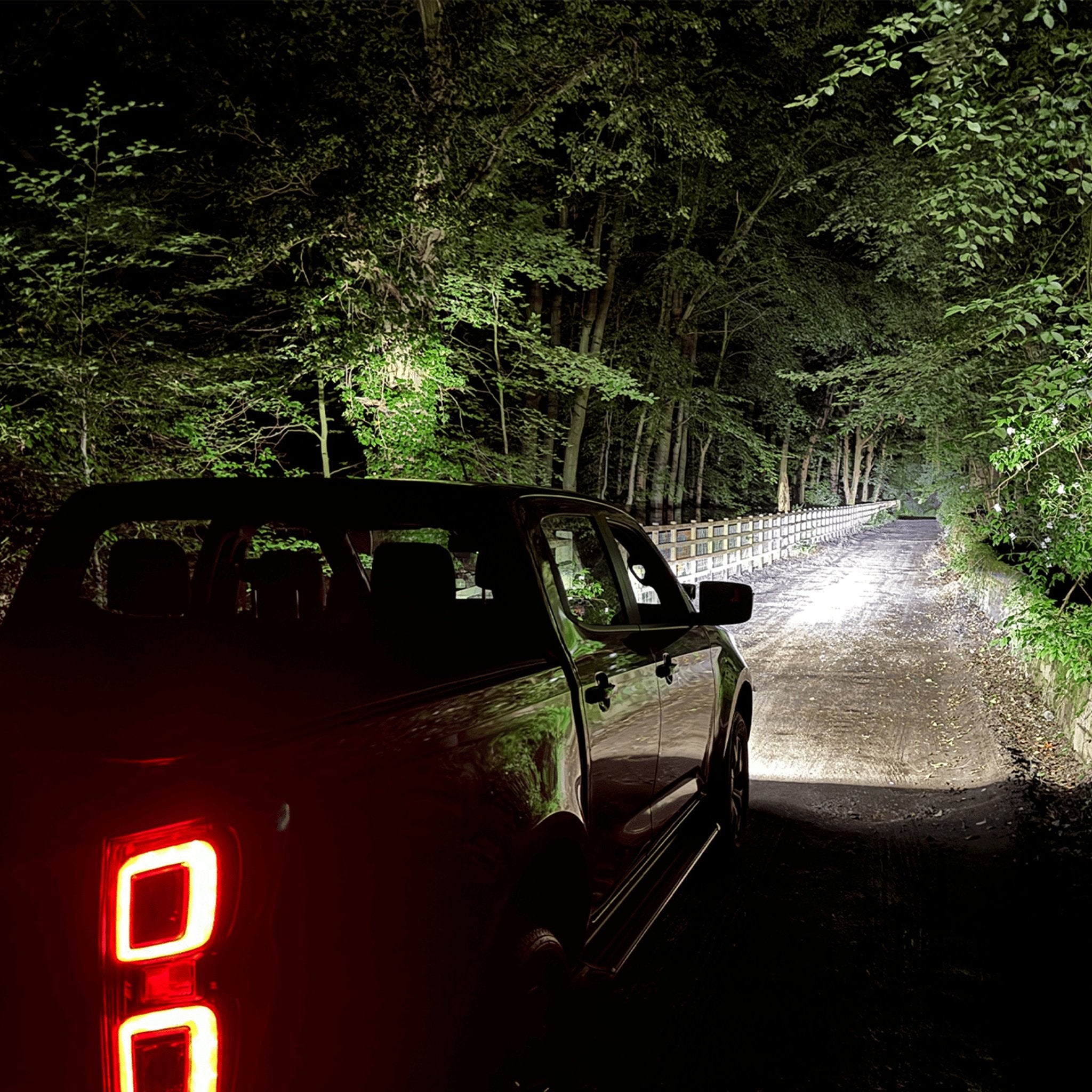 Stealth Isuzu D-Max 2023+ Twin 10″ Luminous LED Integration Grille Kit – 7,560 Lumens