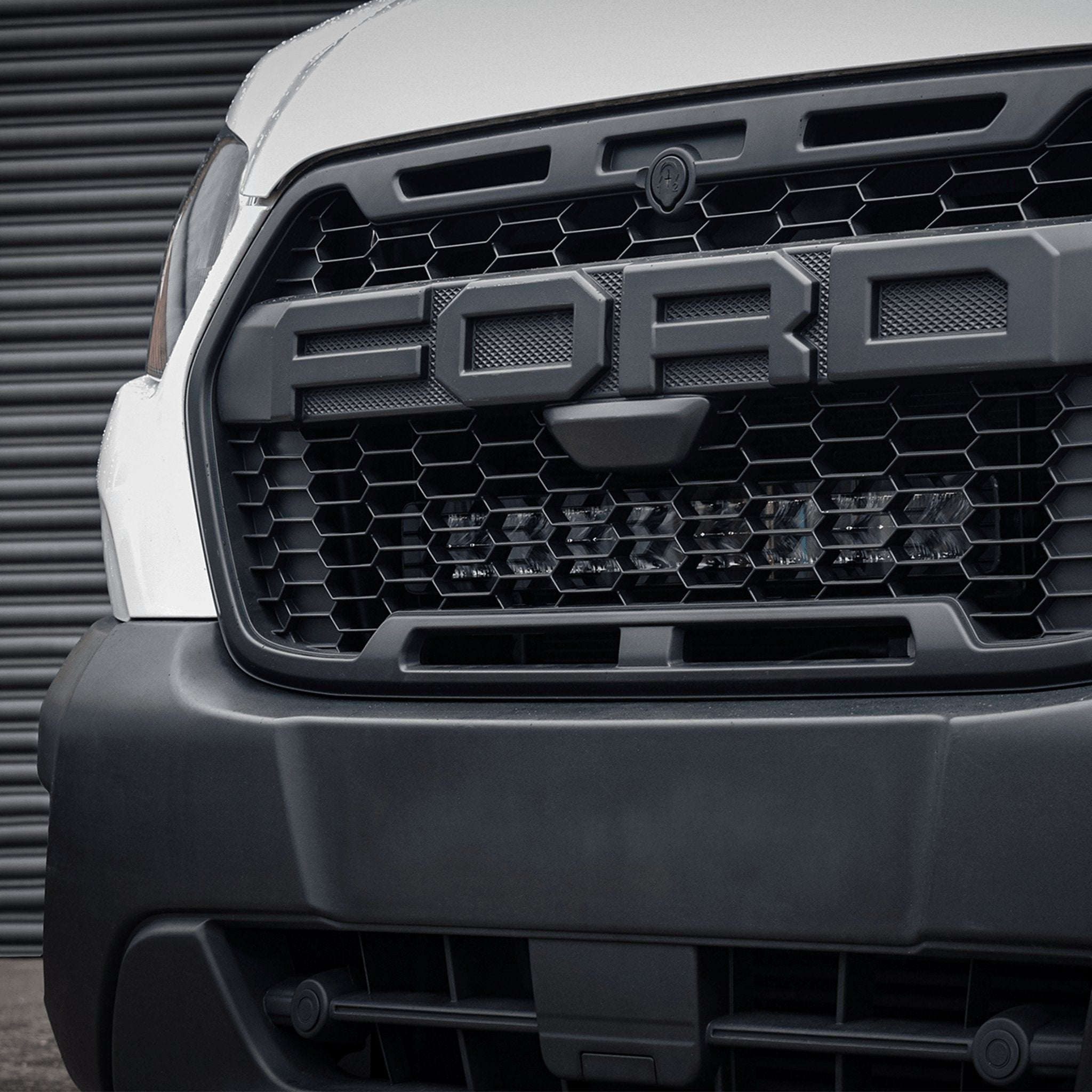 Stealth Ford Transit Trailsport 2020+ 21″ Luminous LED Integration Grille Kit – 16,800 Lumens
