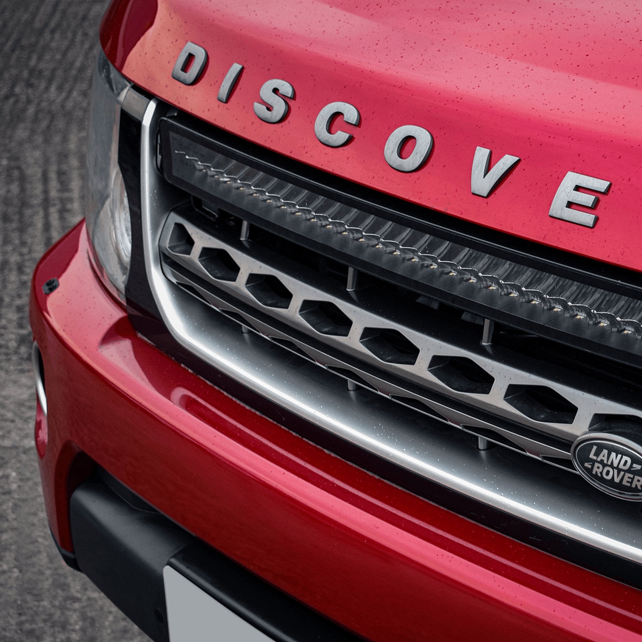 Stealth Land Rover Discovery 4.5 2013-2016 30″ Luminous LED Integration Grille Kit – 25,200 Lumens