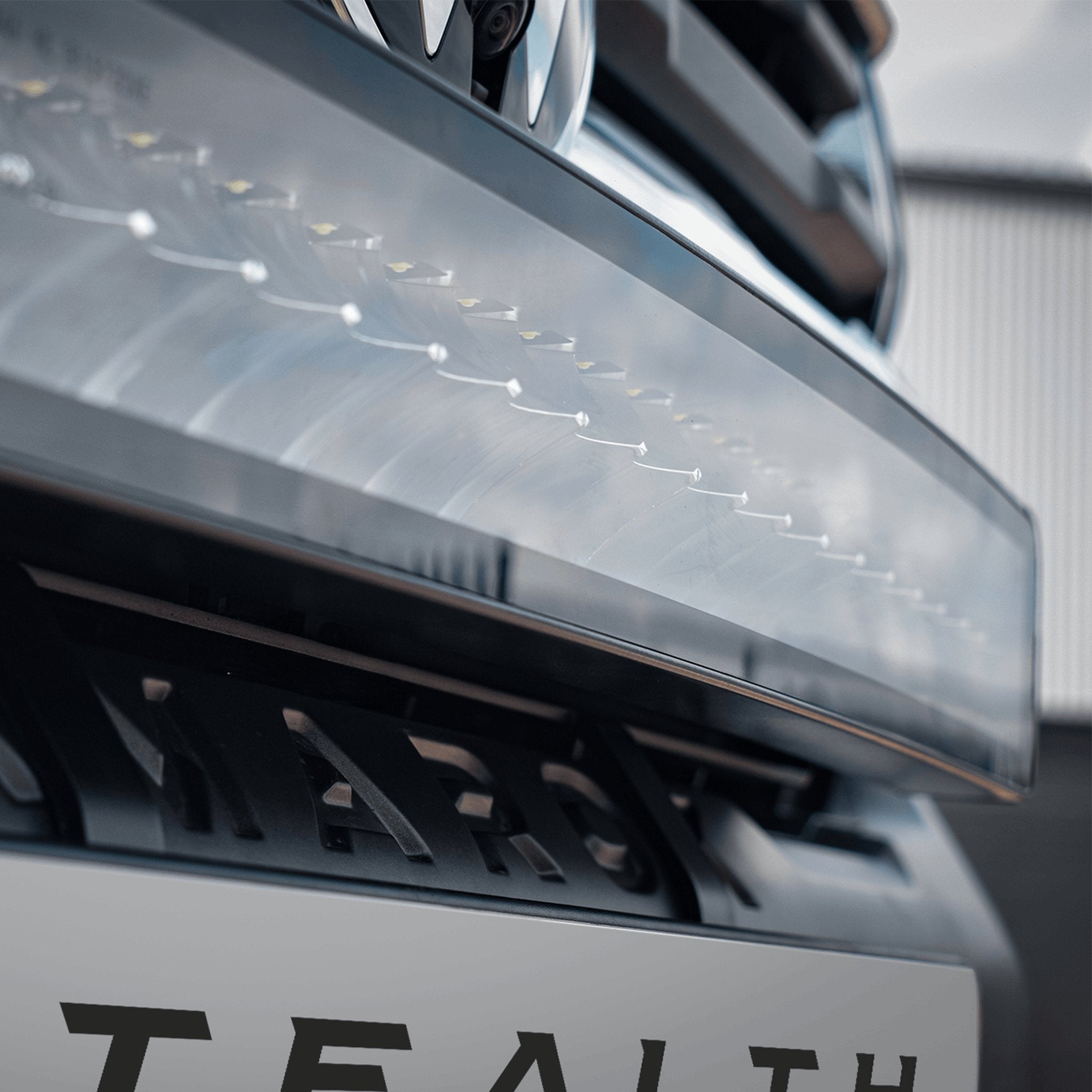 Stealth VW Volkswagen Amarok 2023+ 21″ Luminous LED Integration Grille Kit – 16,800 Lumens