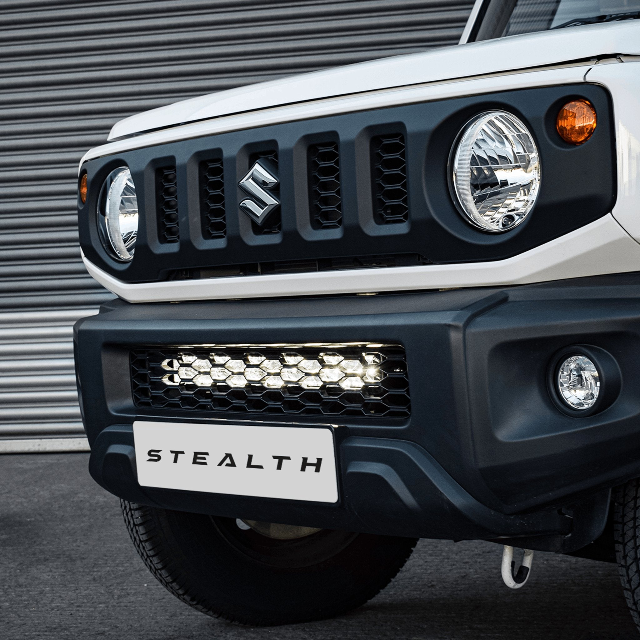 Stealth Suzuki Jimny 2018+ 21″ Luminous LED Integration Grille Kit – 16,800 Lumens