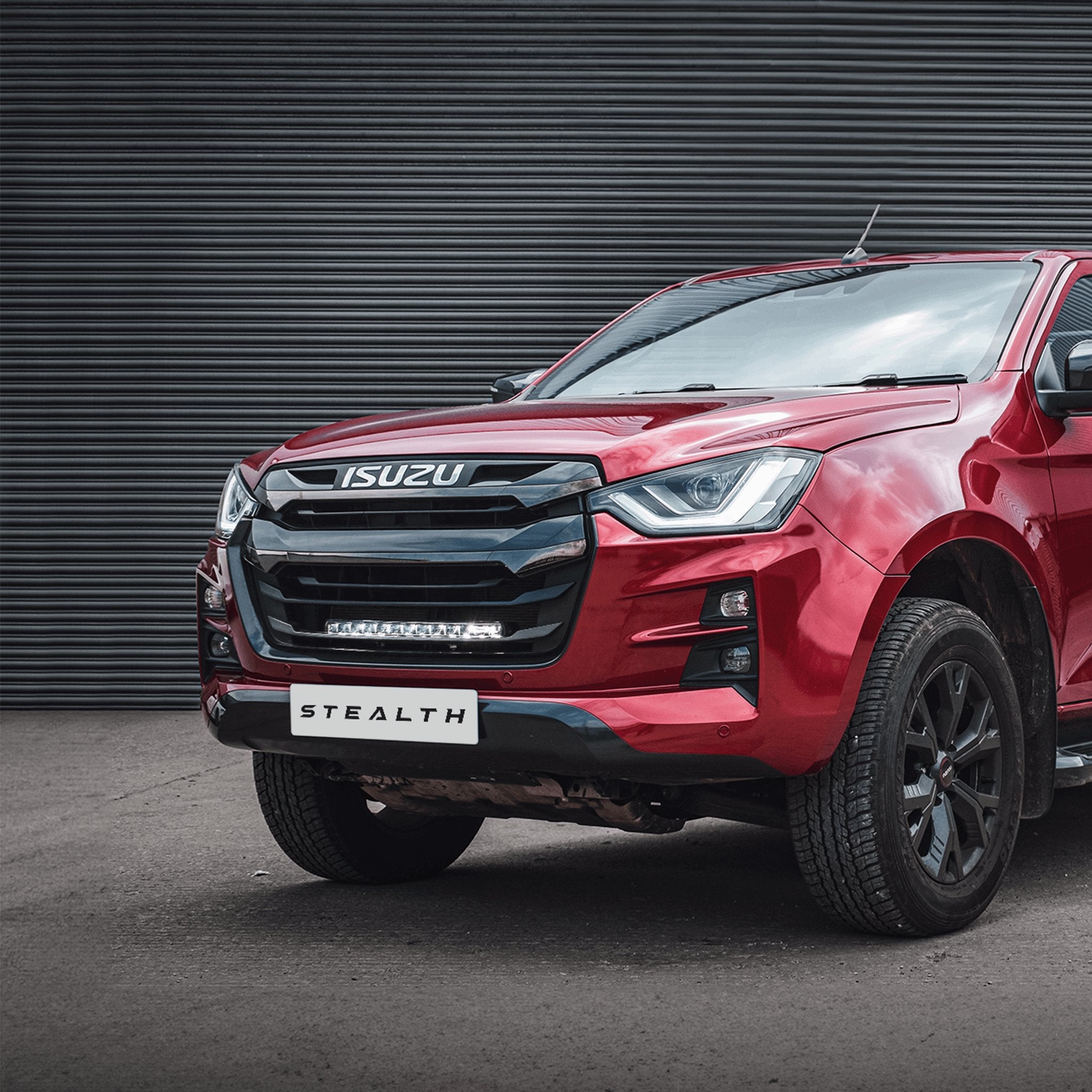 Stealth Isuzu D-Max 2023+ 20″ Luminous LED Integration Grille Kit – 8,400 Lumens