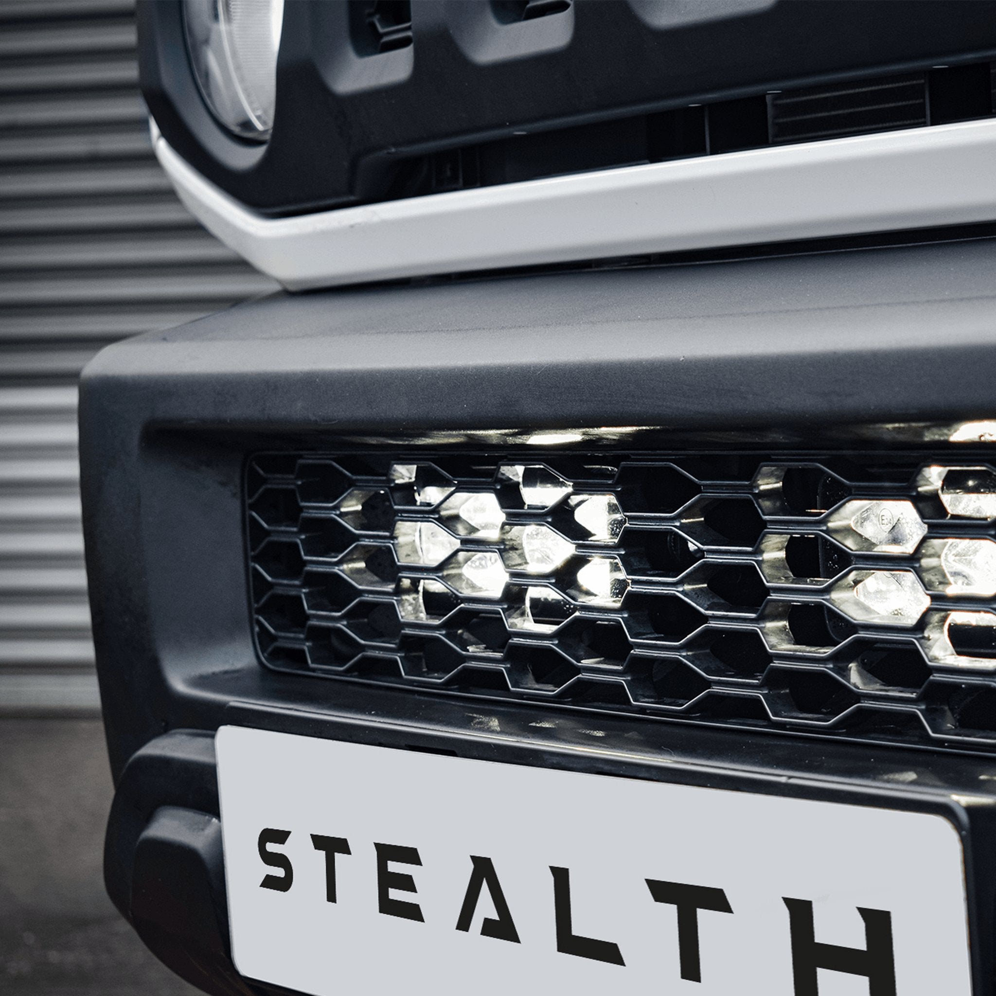 Stealth Suzuki Jimny 2018+ Twin 7″ Luminous LED Integration Grille Kit – 10,080 Lumens