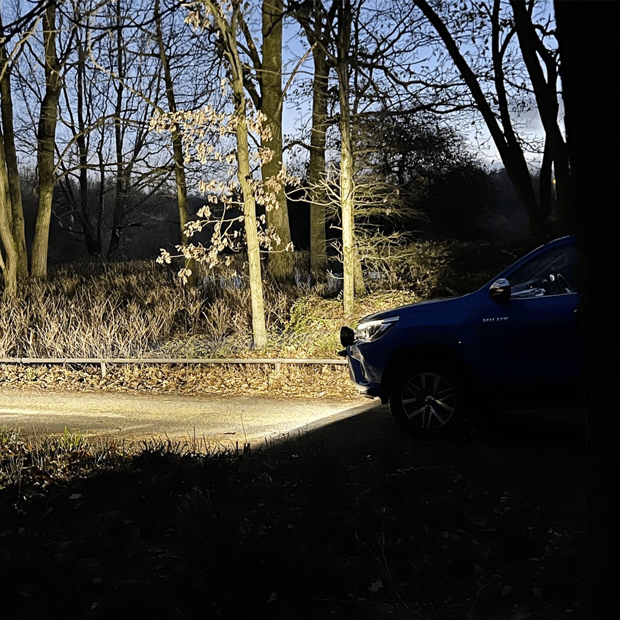 Stealth Toyota Hilux MK8 2015-2020 Twin 9″ Luminous LED Spot Light Kit – 15,874 Lumens