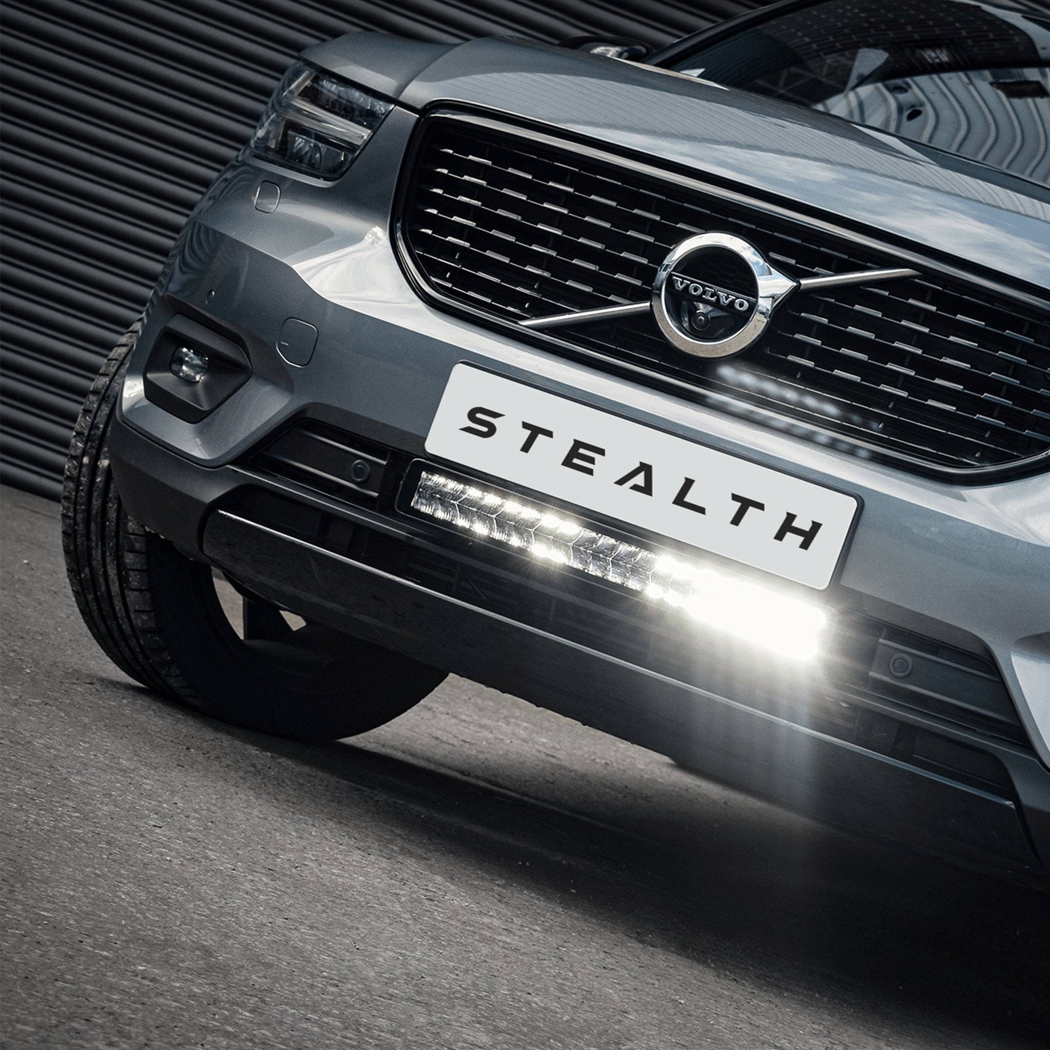 Stealth Volvo XC40 2018+ 21″ Luminous LED Integration Grille Kit – 16,800 Lumens