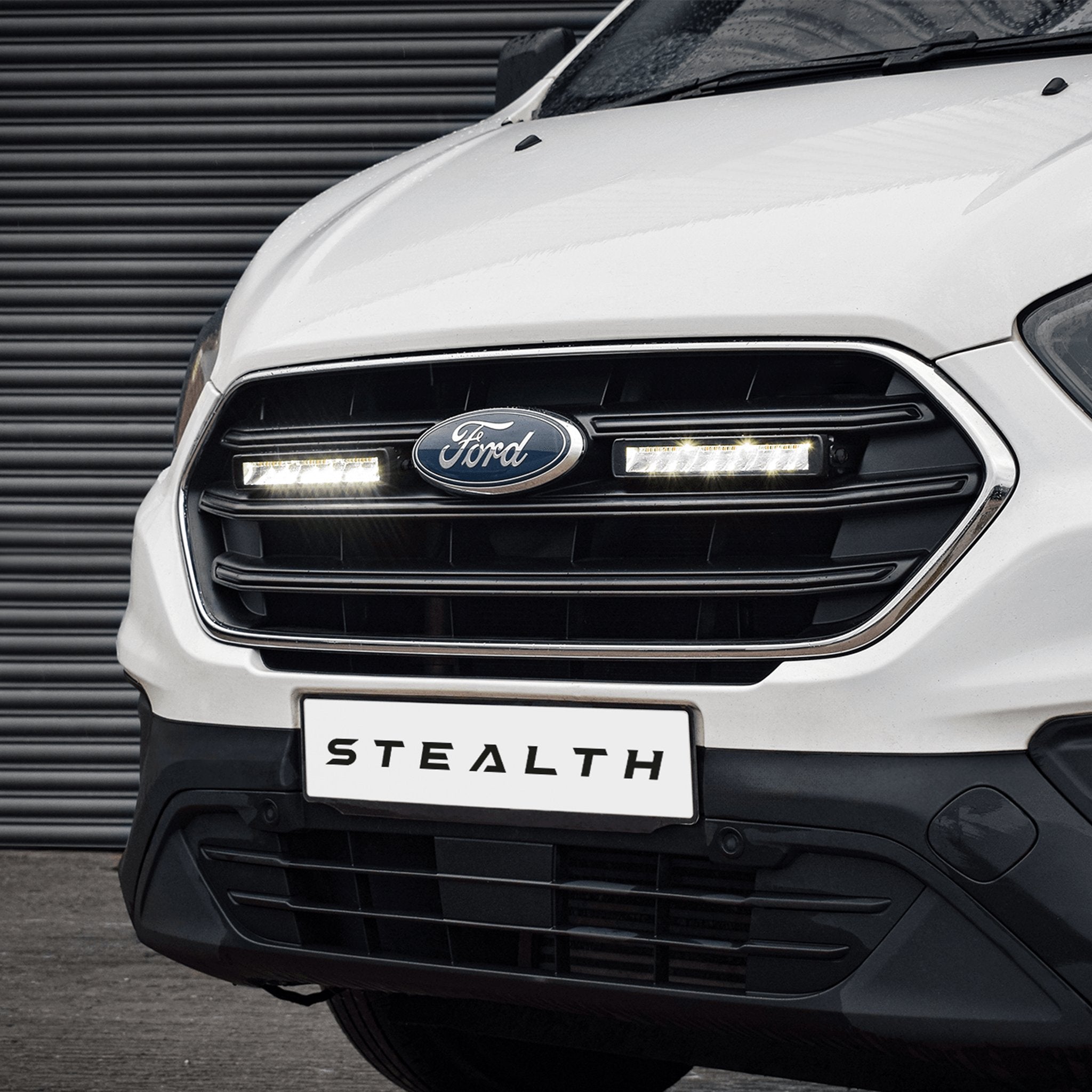 Stealth Ford Transit Custom 2019-2023 Twin 10″ Flashing Luminous LED Integration Grille Kit – 7,560 Lumens